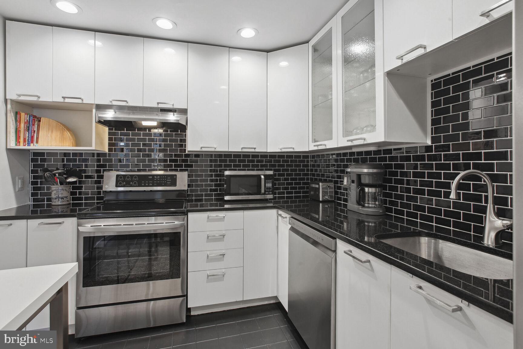 2000 16TH STREET NW Unit: 604