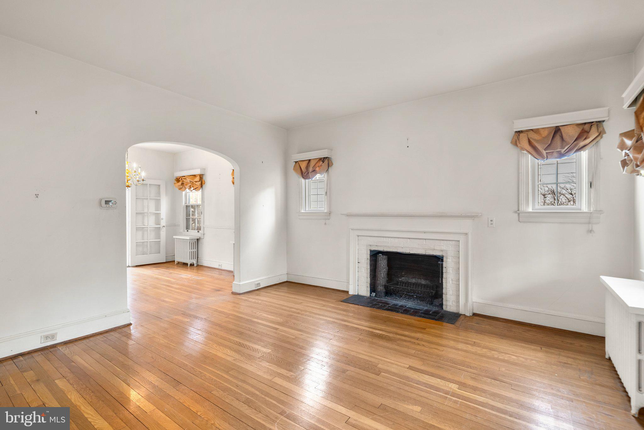 4623 44th St NW
