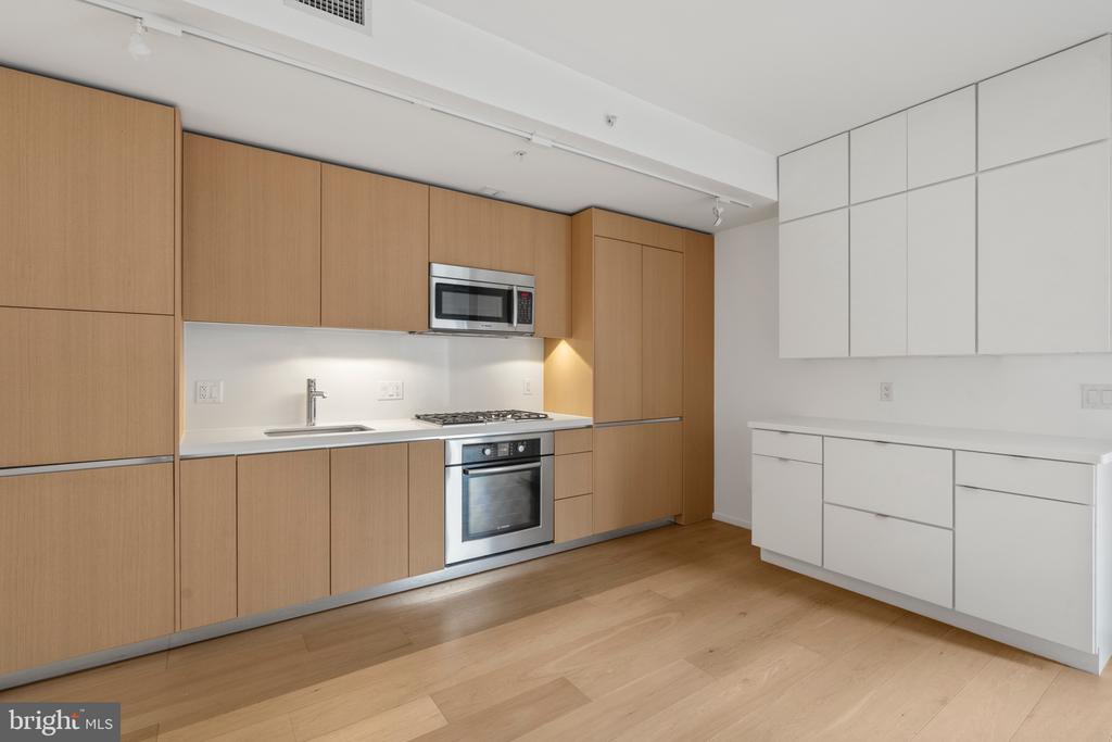 925 H St NW #503