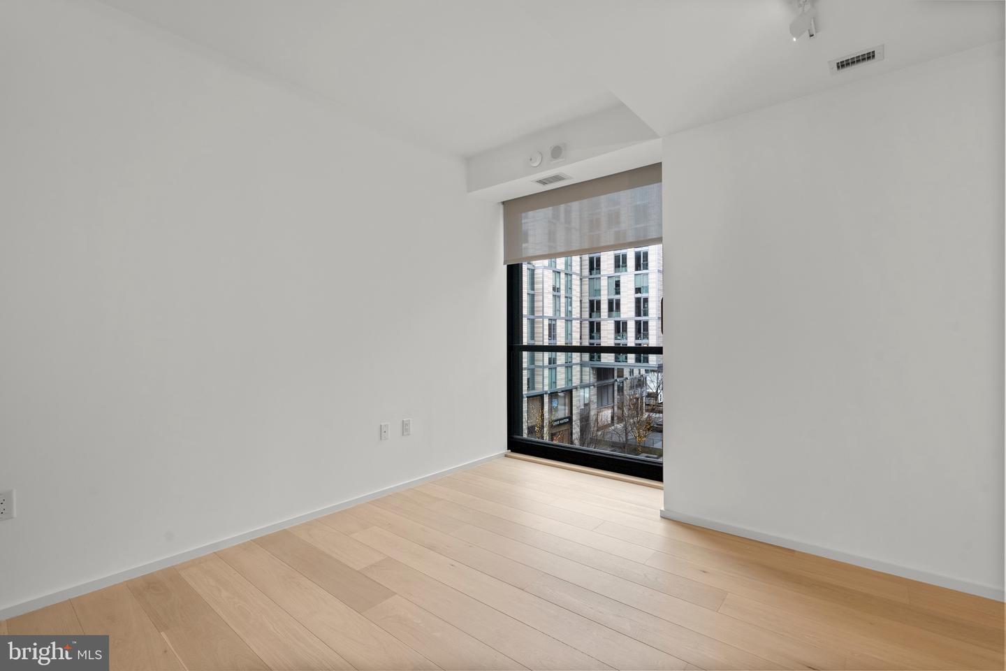 925 H St NW #503