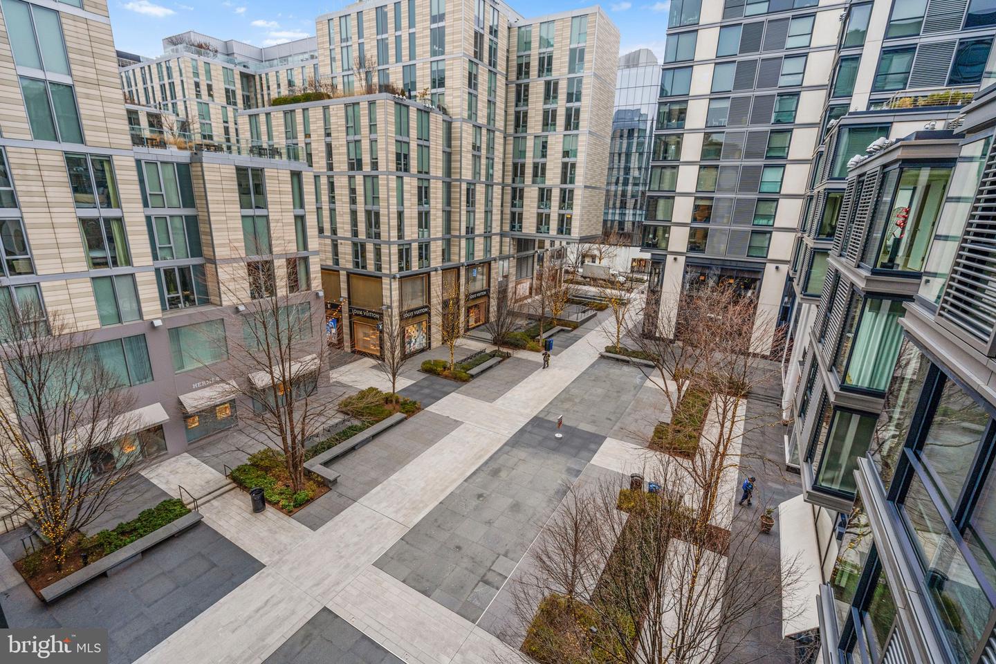 925 H St NW #503