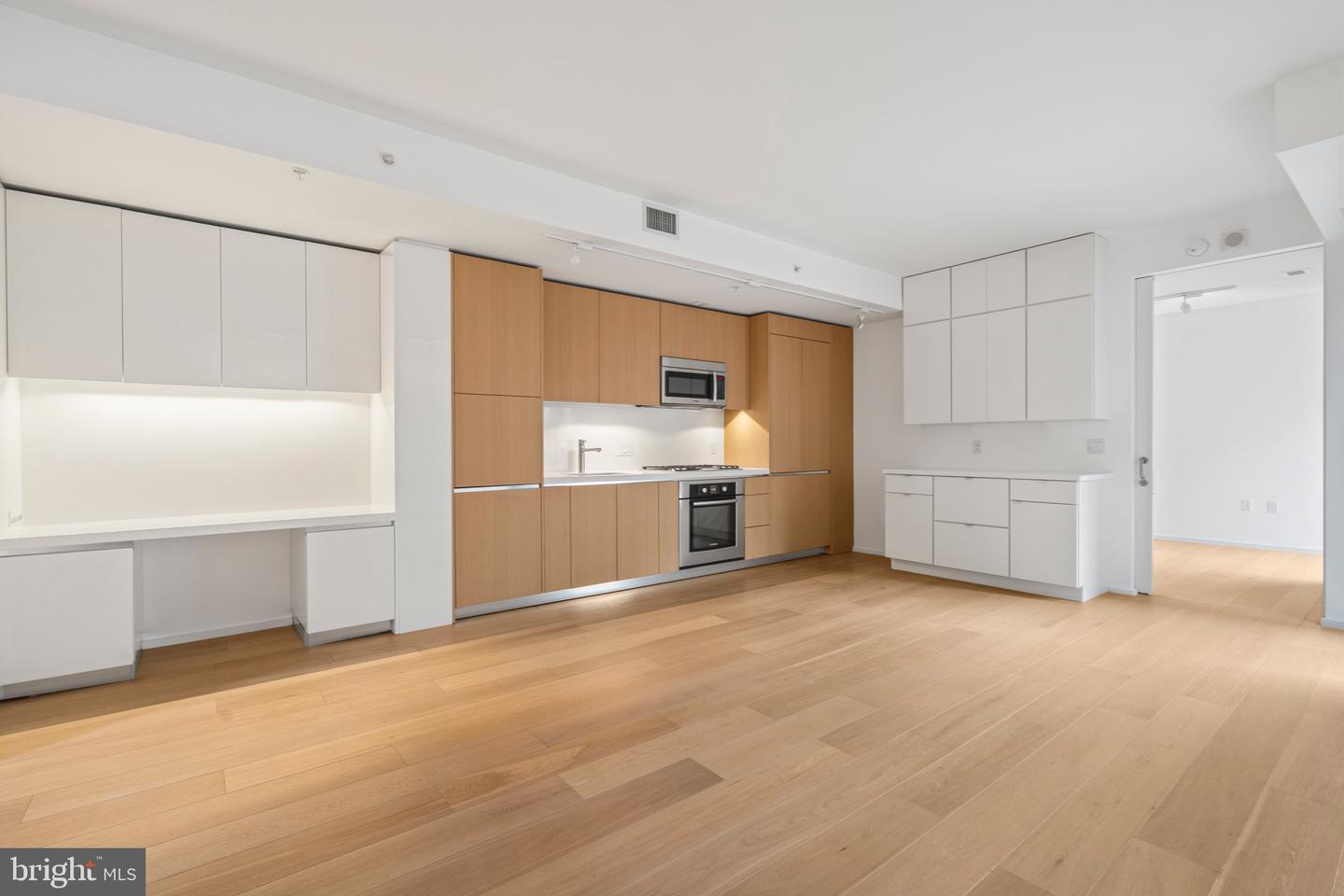 925 H St NW #503