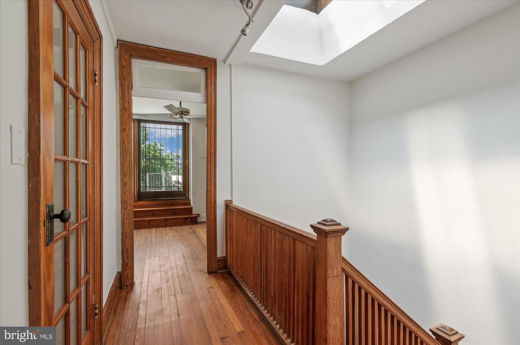1116 Lamont St NW