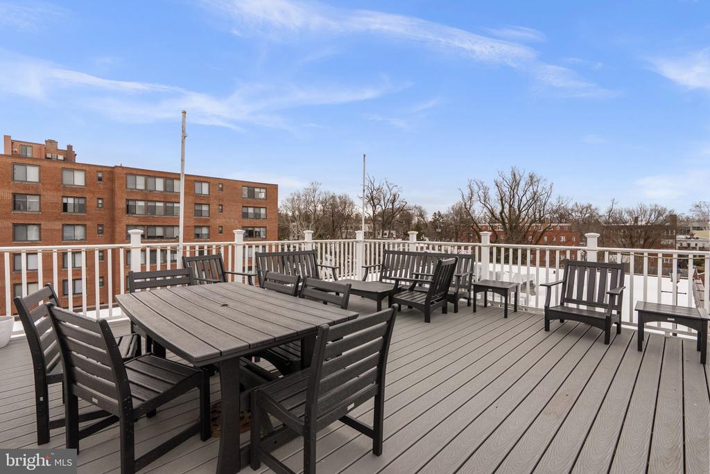 3900 TUNLAW ROAD NW 101
