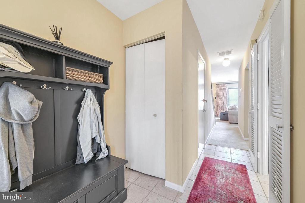 576 BRUMMEL COURT NW Unit: 576