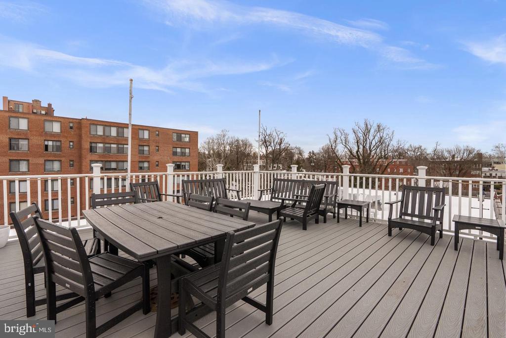 3900 TUNLAW ROAD NW Unit: 101
