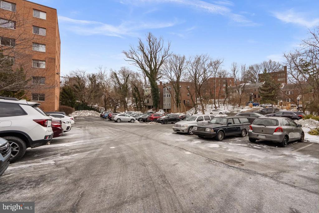 3900 TUNLAW ROAD NW Unit: 101