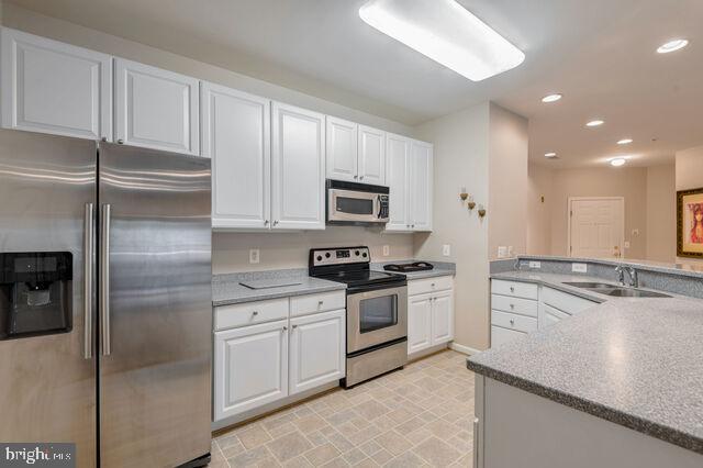 305 Wyndham Cir #305 G