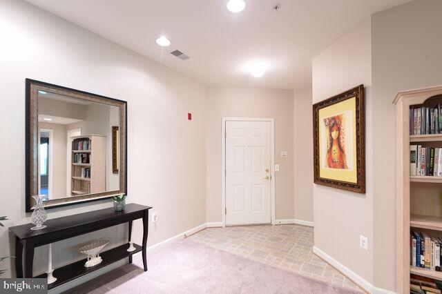 305 Wyndham Cir #305 G