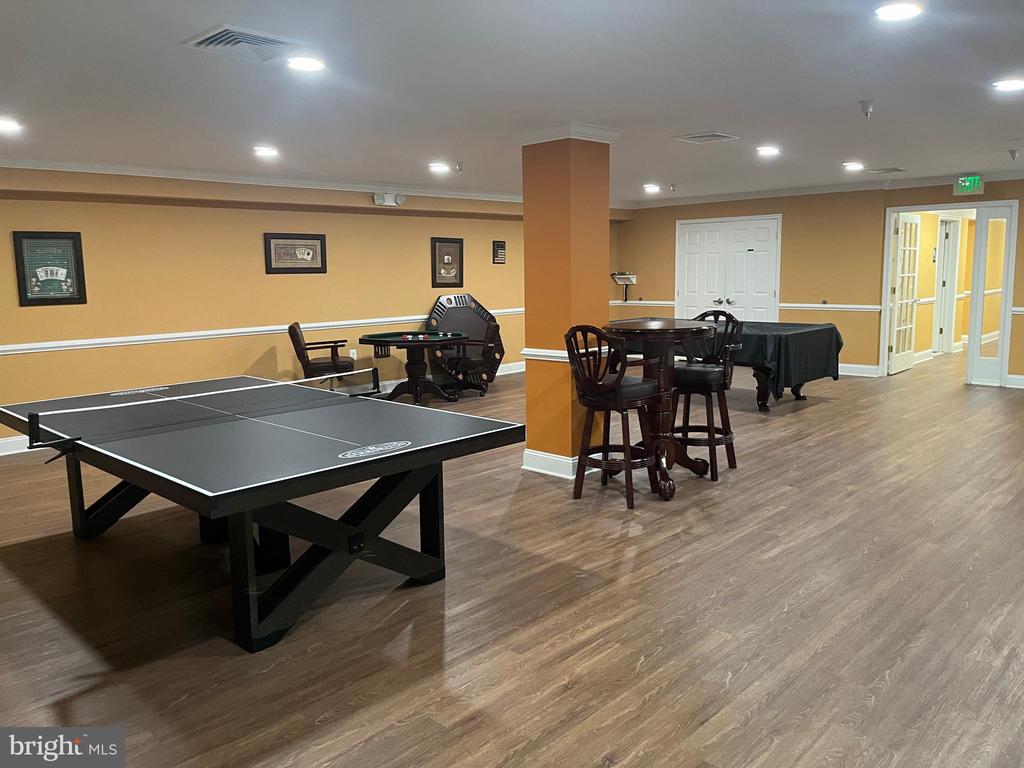 305 Wyndham Cir #305 G