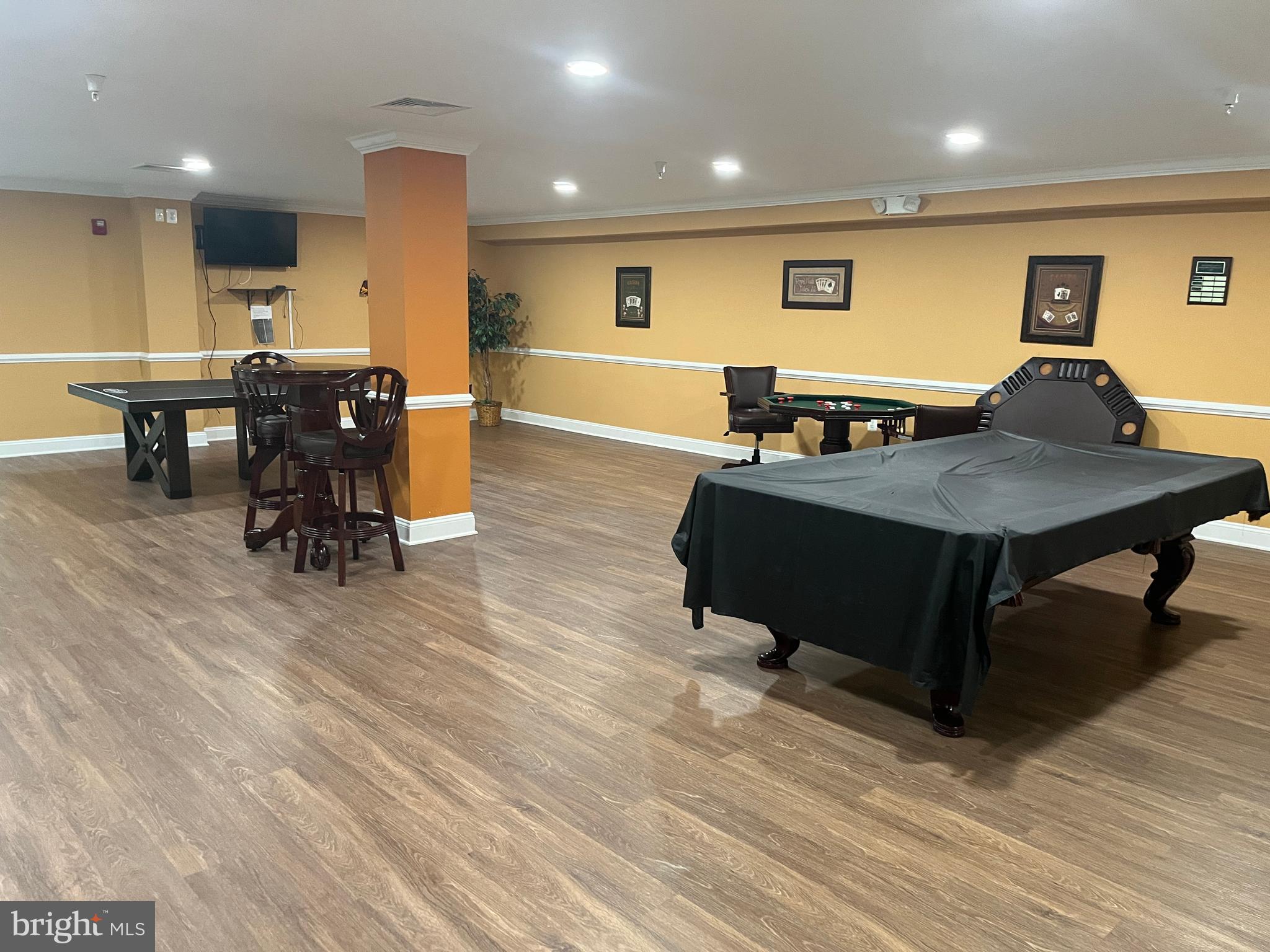 305 Wyndham Cir #305 G