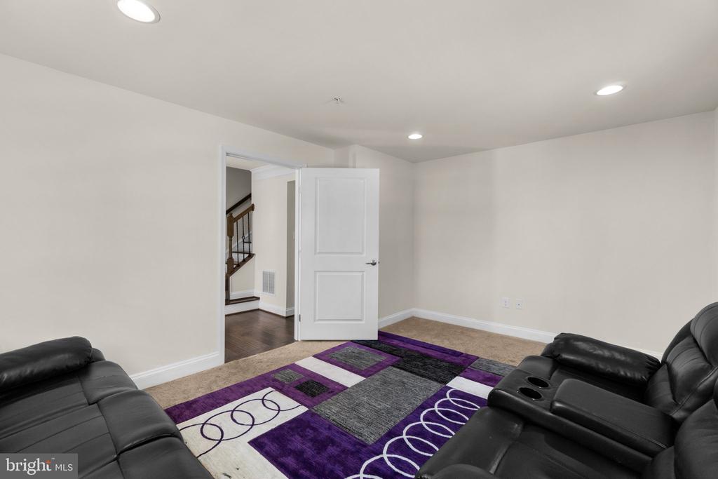 4314 Plinlimmon Dr