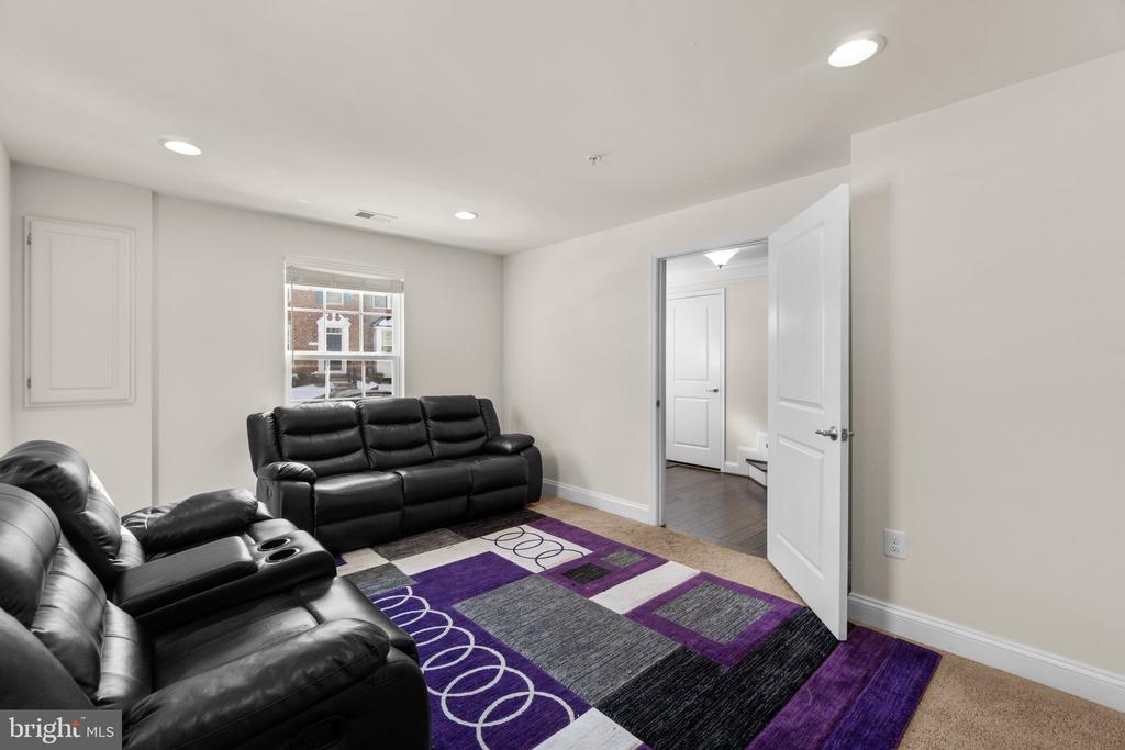 4314 Plinlimmon Dr