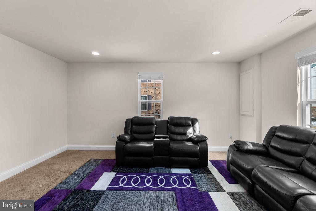 4314 Plinlimmon Dr