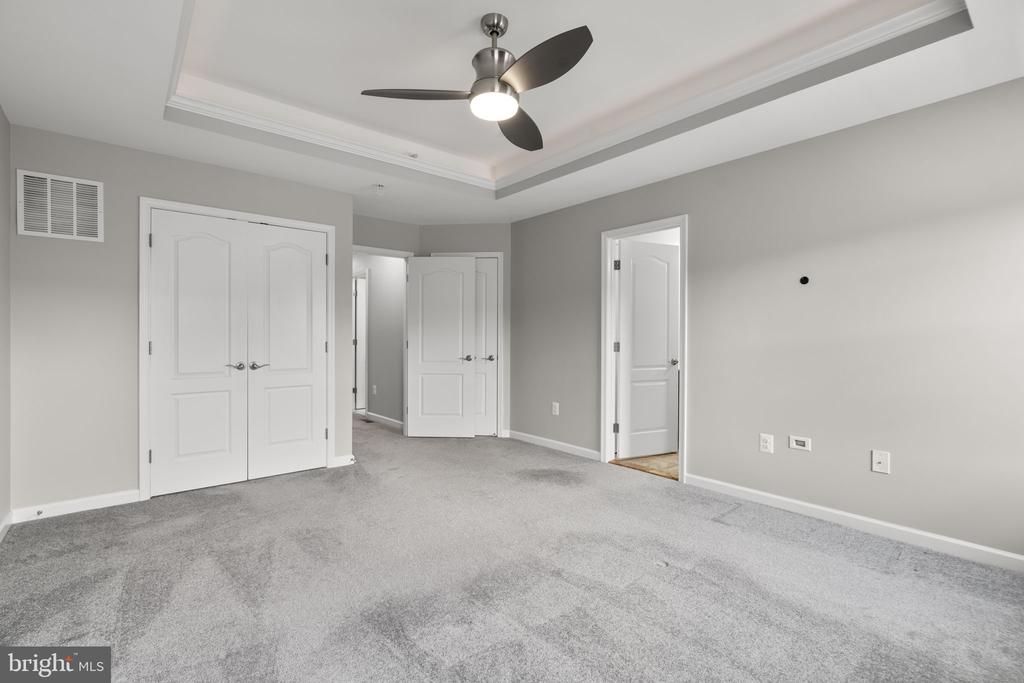 9442 ADELAIDE LANE