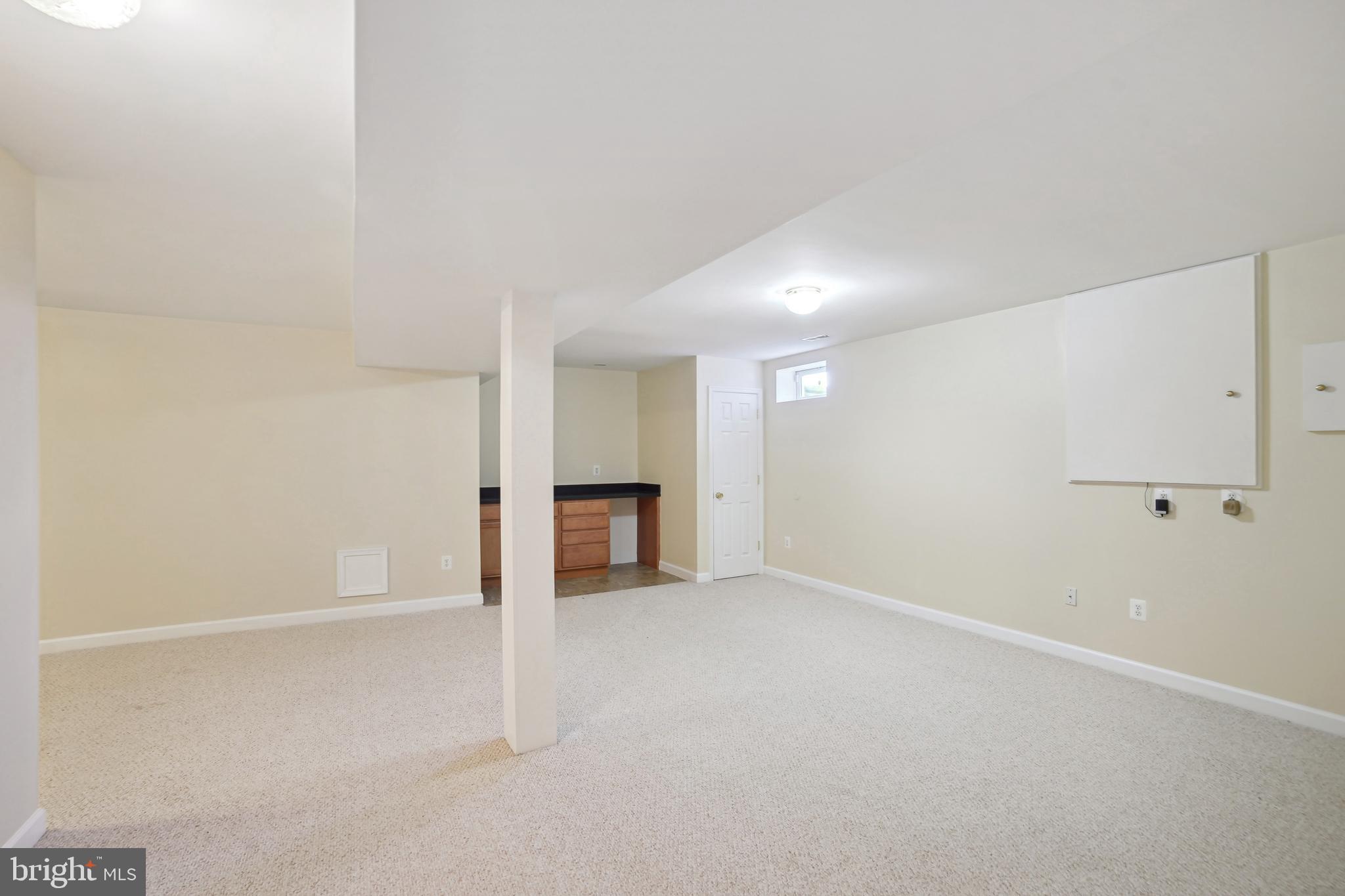 22 FANNIES MEADOW COURT