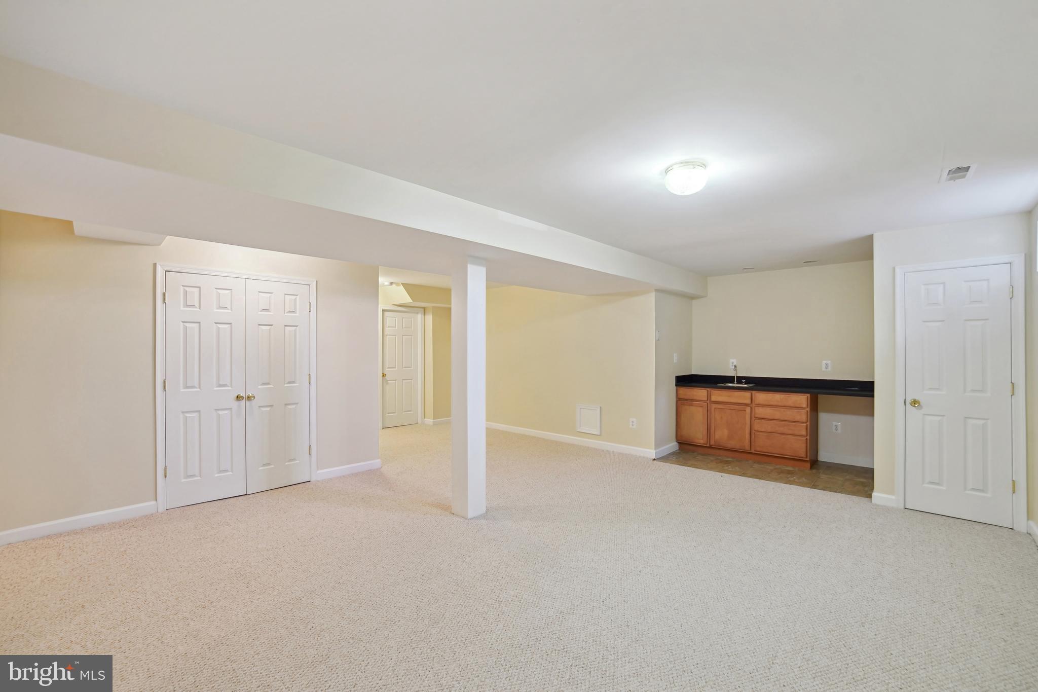22 FANNIES MEADOW COURT