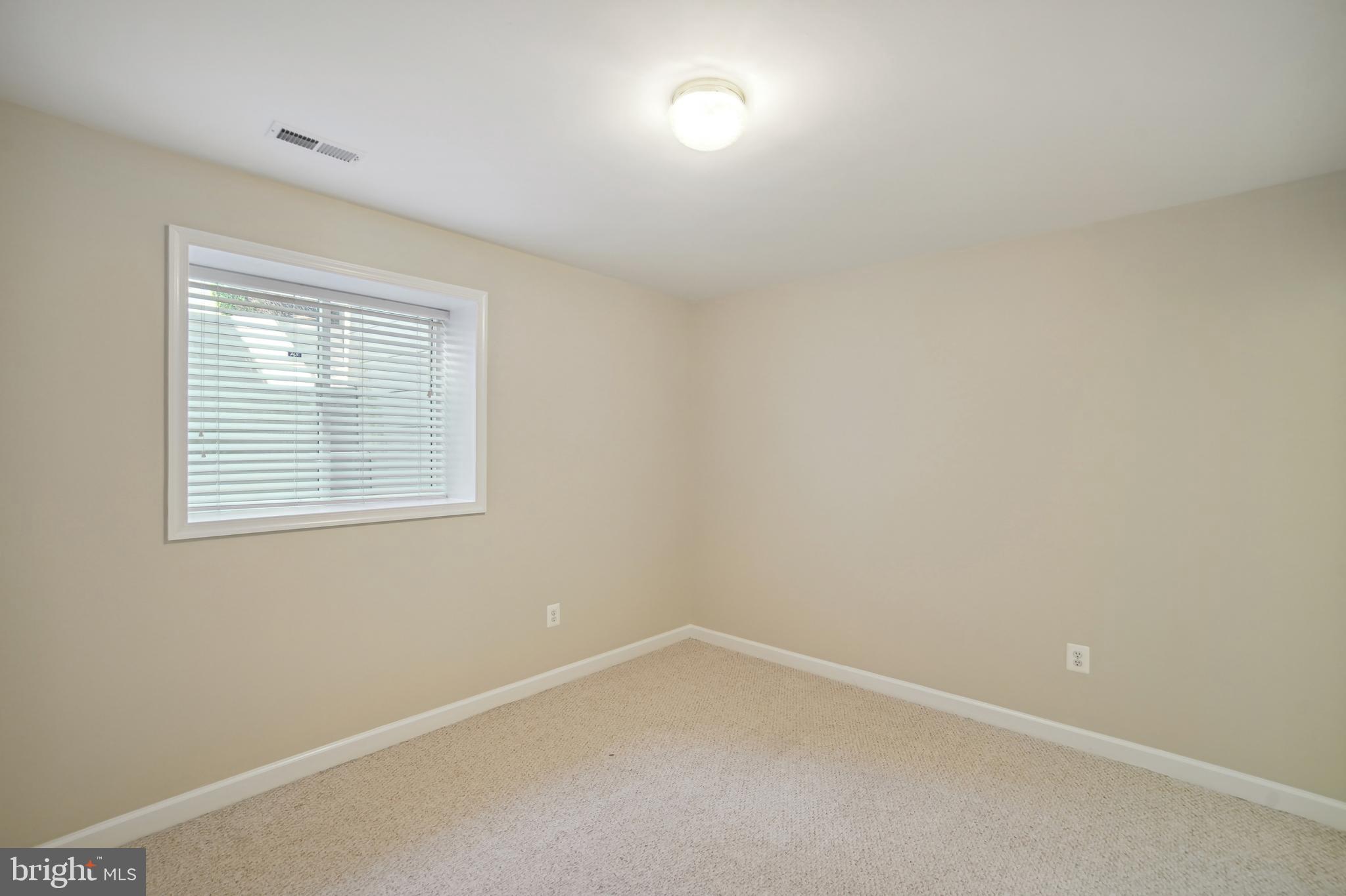 22 FANNIES MEADOW COURT