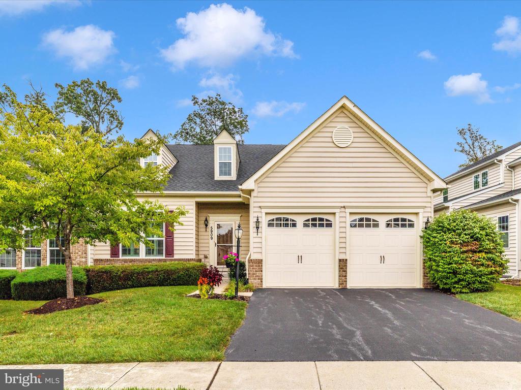 5909 CONSTANCE WAY