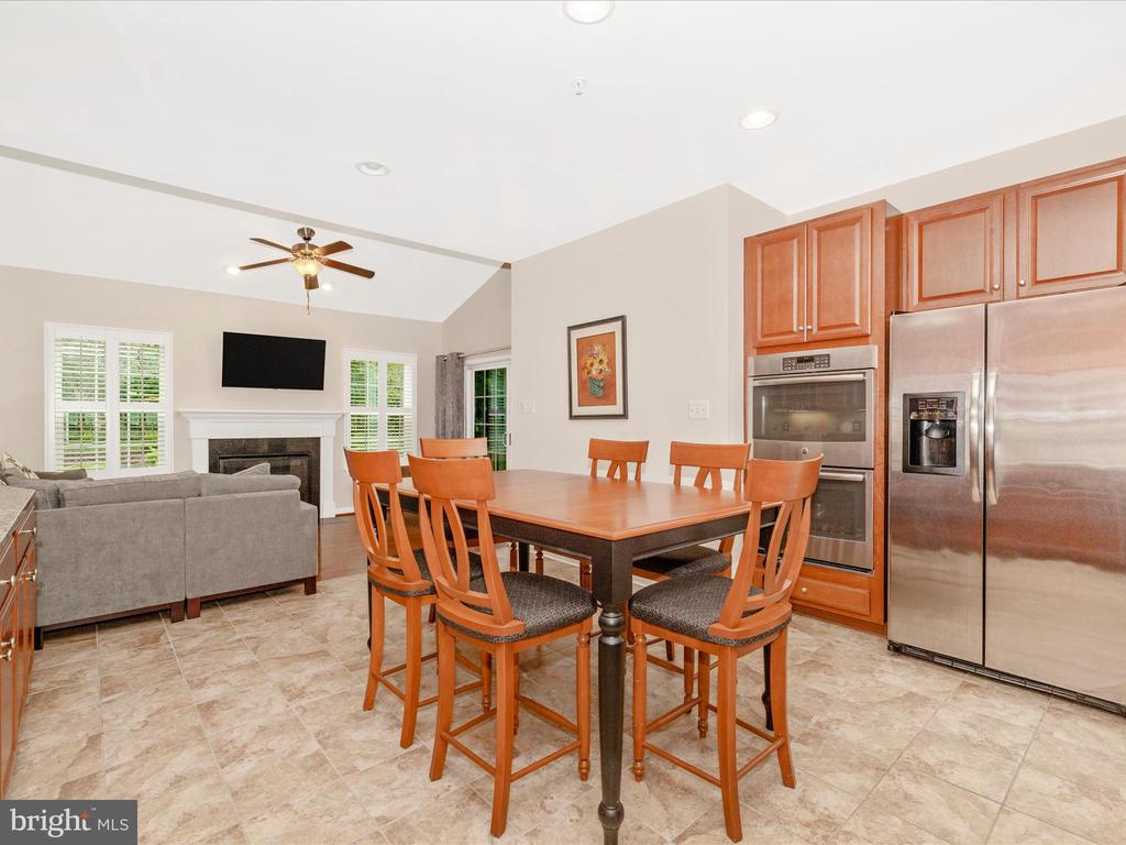 5909 CONSTANCE WAY