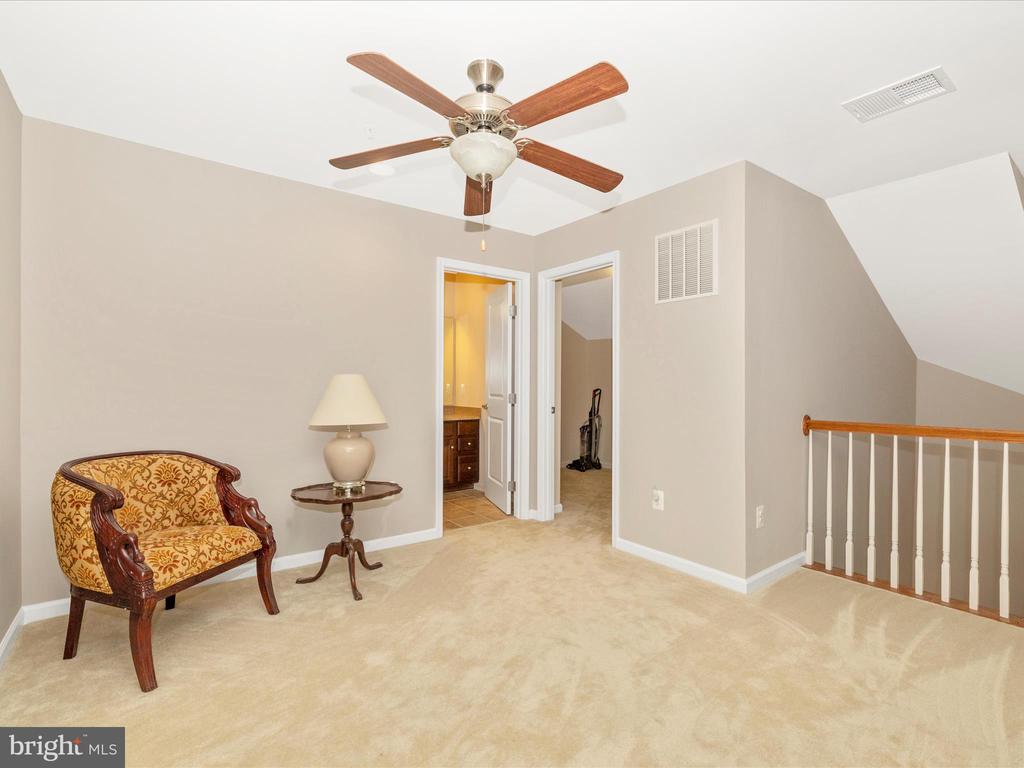 5909 CONSTANCE WAY