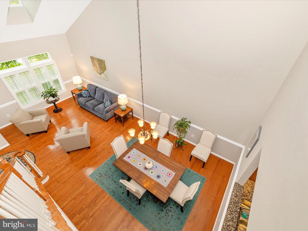5909 CONSTANCE WAY