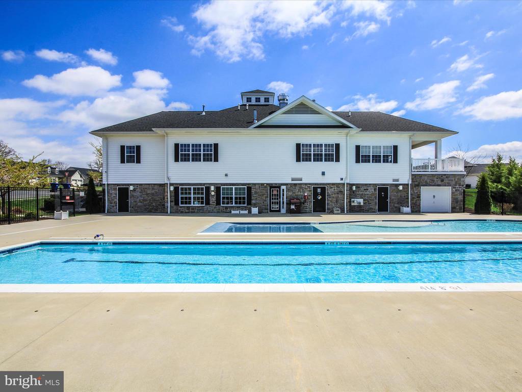 5909 CONSTANCE WAY