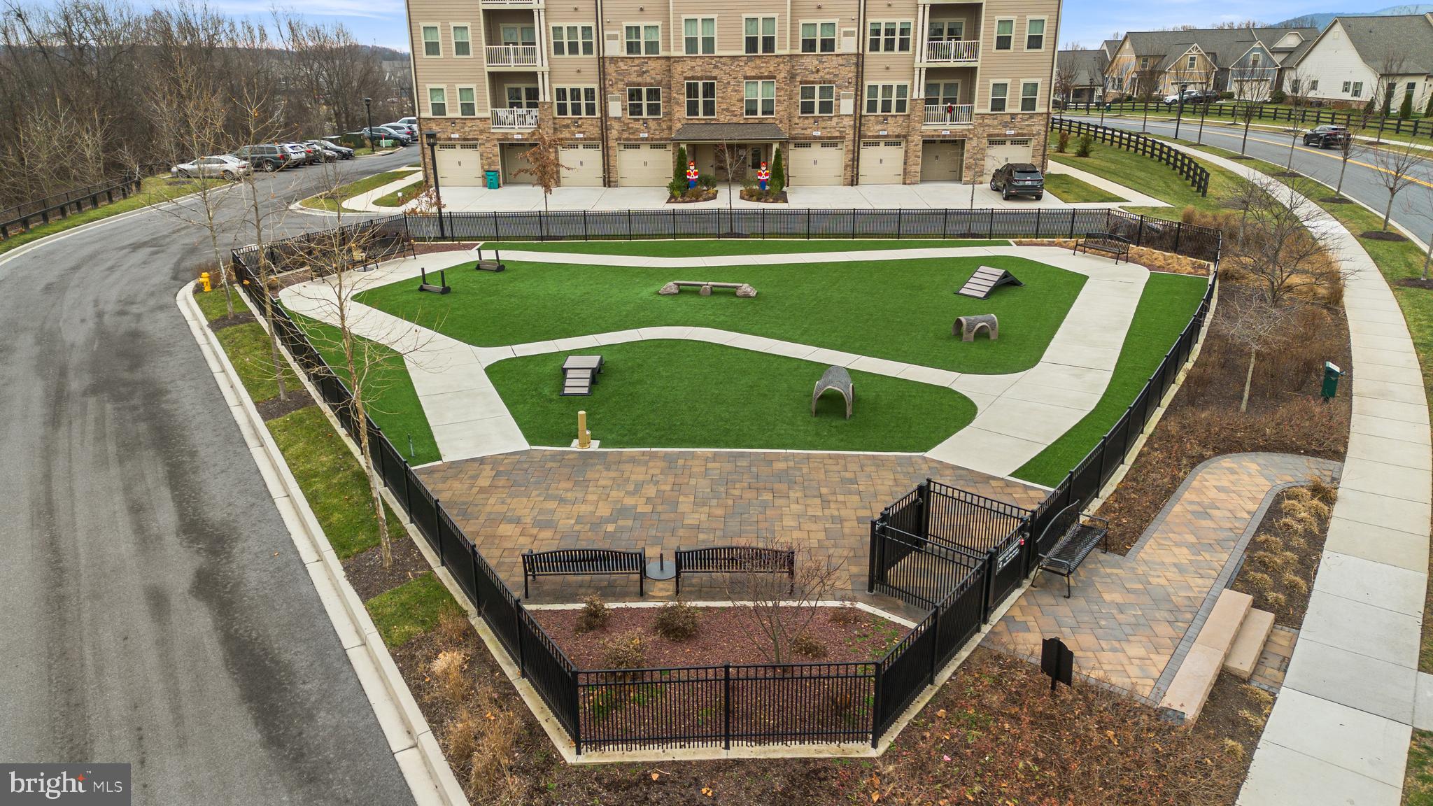 3412 ANGELICA WAY 402