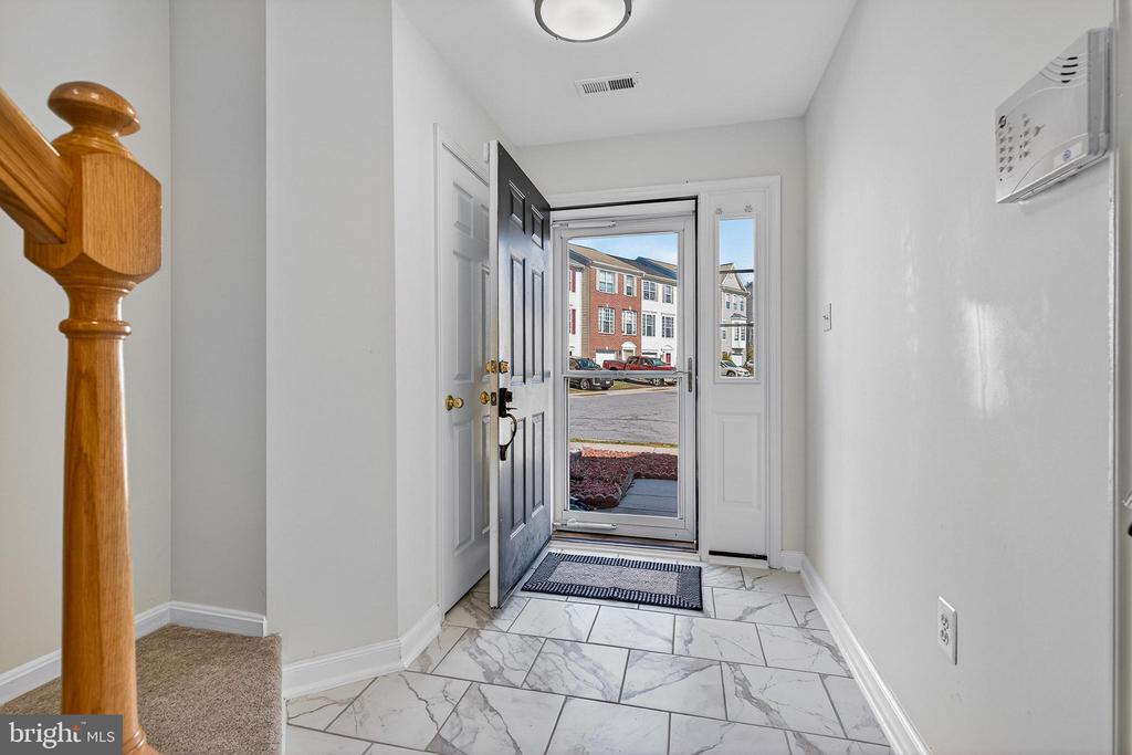 2439 WYNFIELD COURT