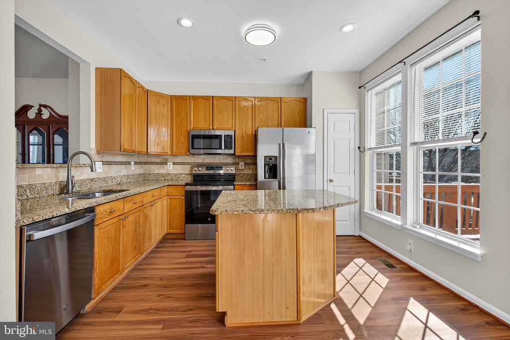 2439 WYNFIELD COURT