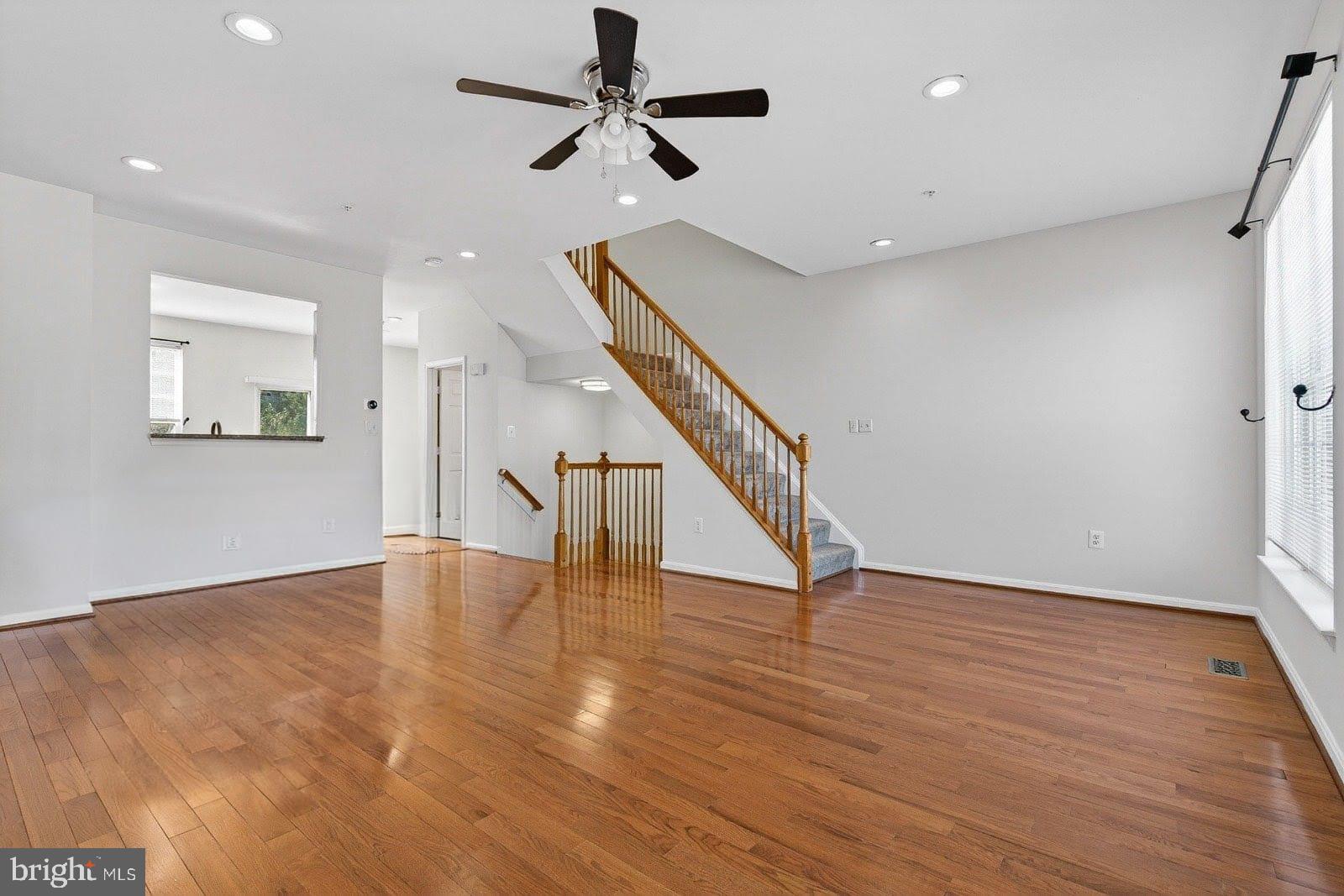 2439 WYNFIELD COURT