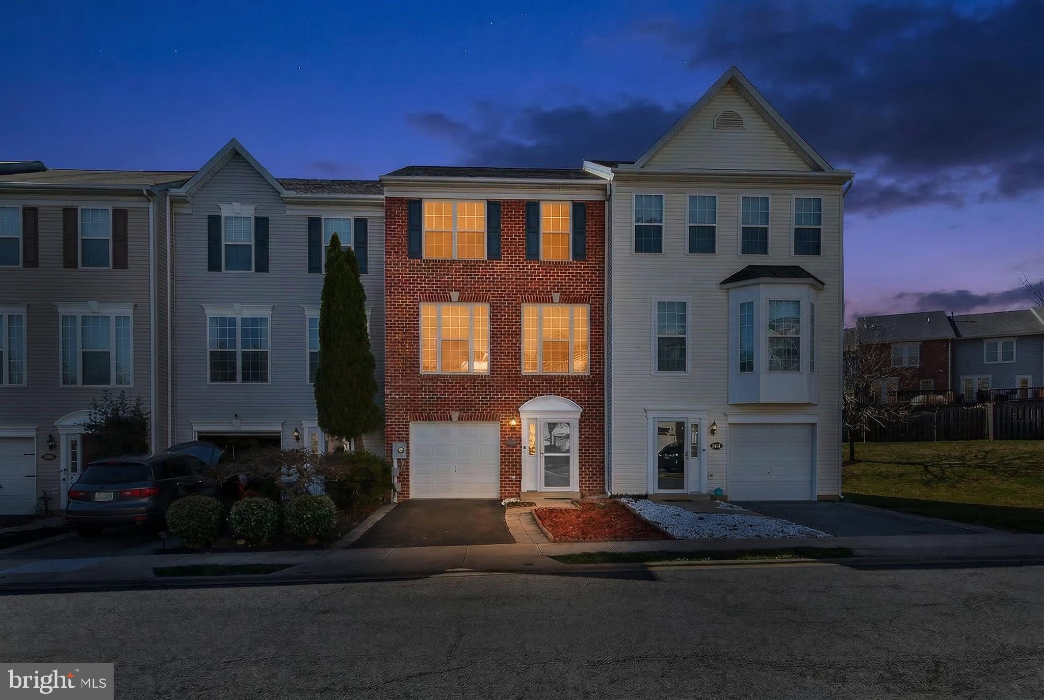 2439 WYNFIELD COURT