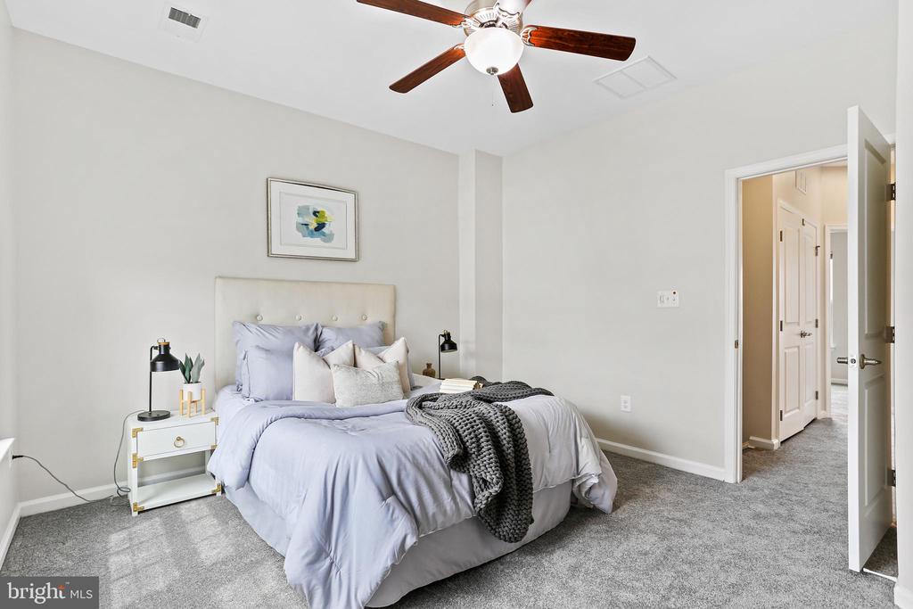 7610 GOLDEN SLUMBER LANE