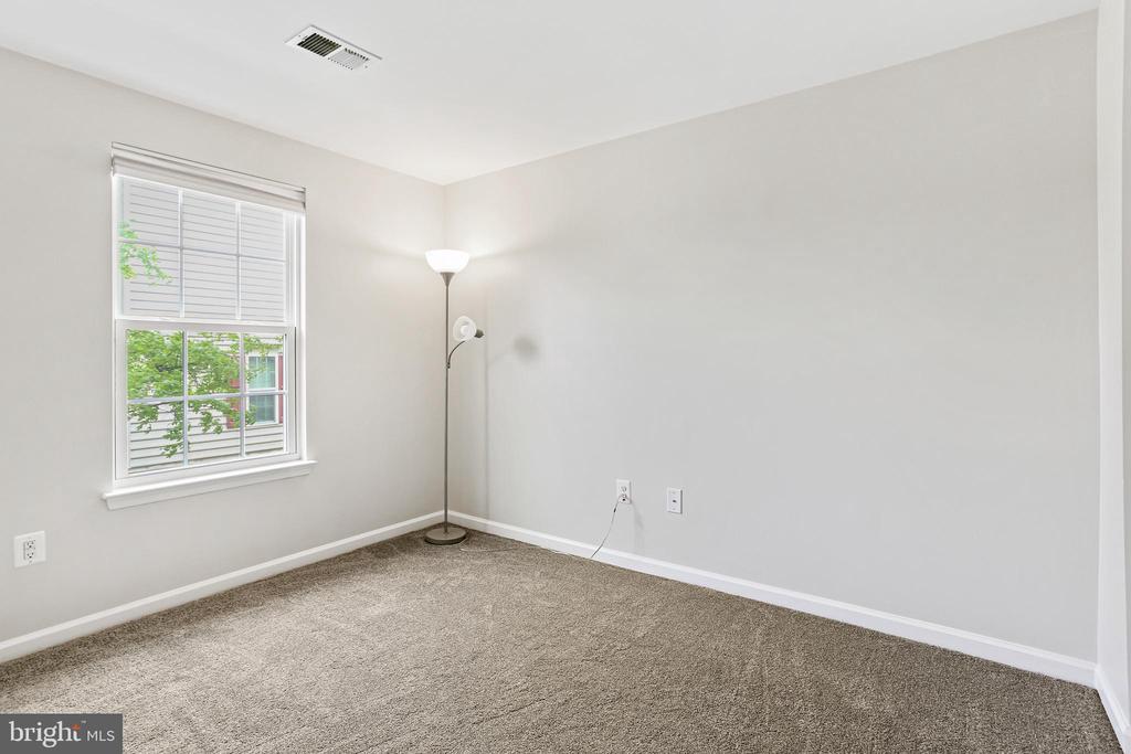7610 GOLDEN SLUMBER LANE