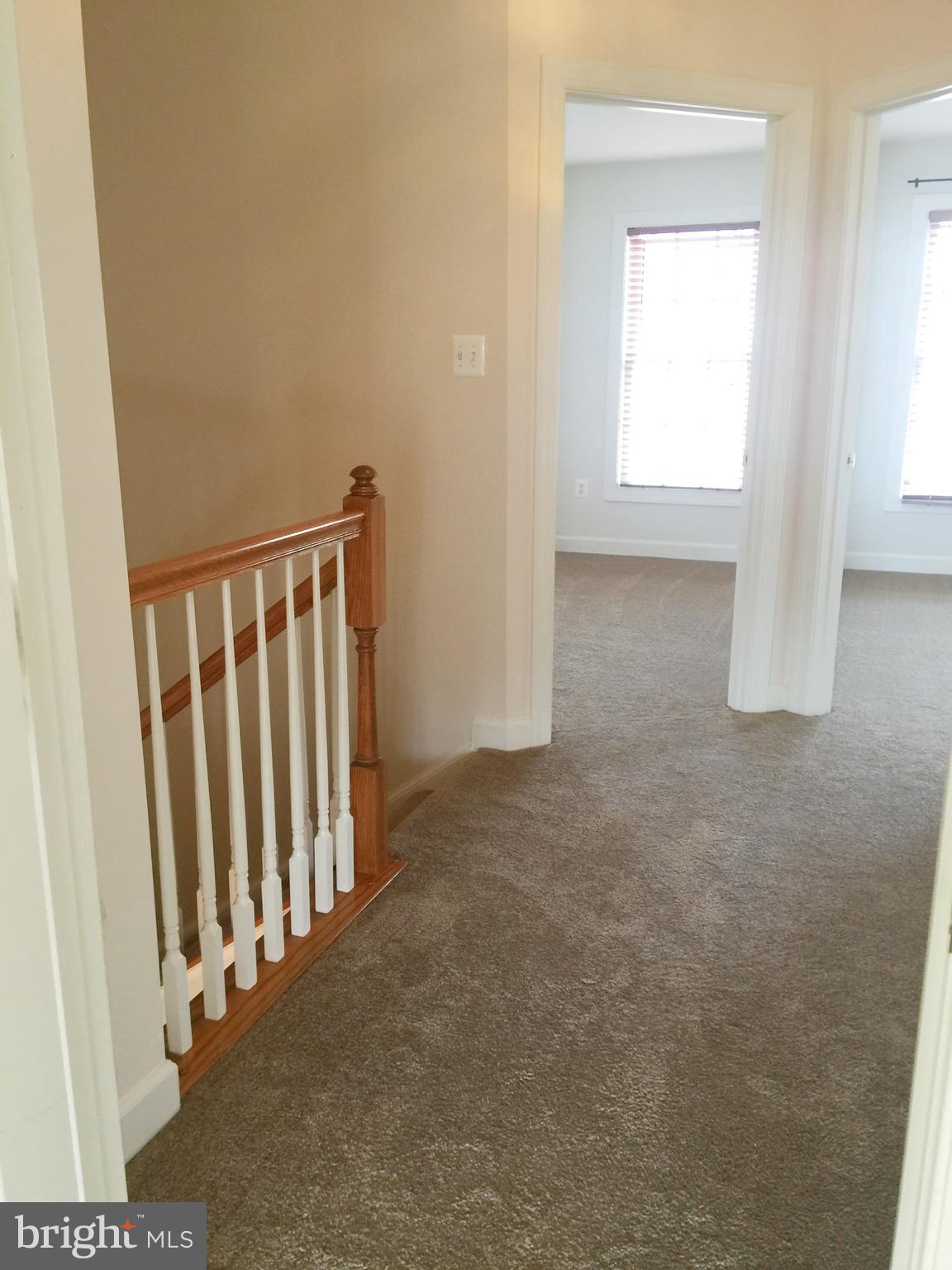 921 Highland Ridge AVENUE