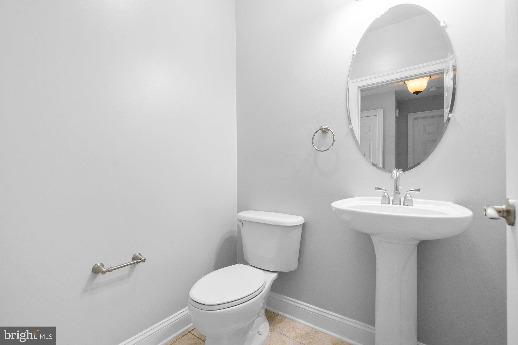 315 King Farm BOULEVARD Unit: 402