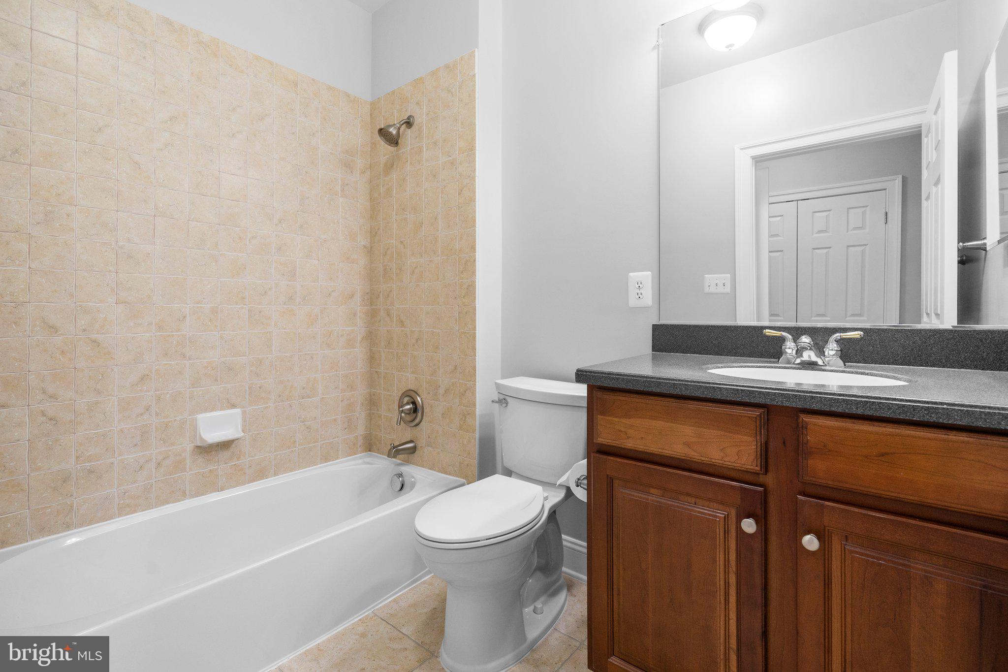 315 King Farm BOULEVARD Unit: 402