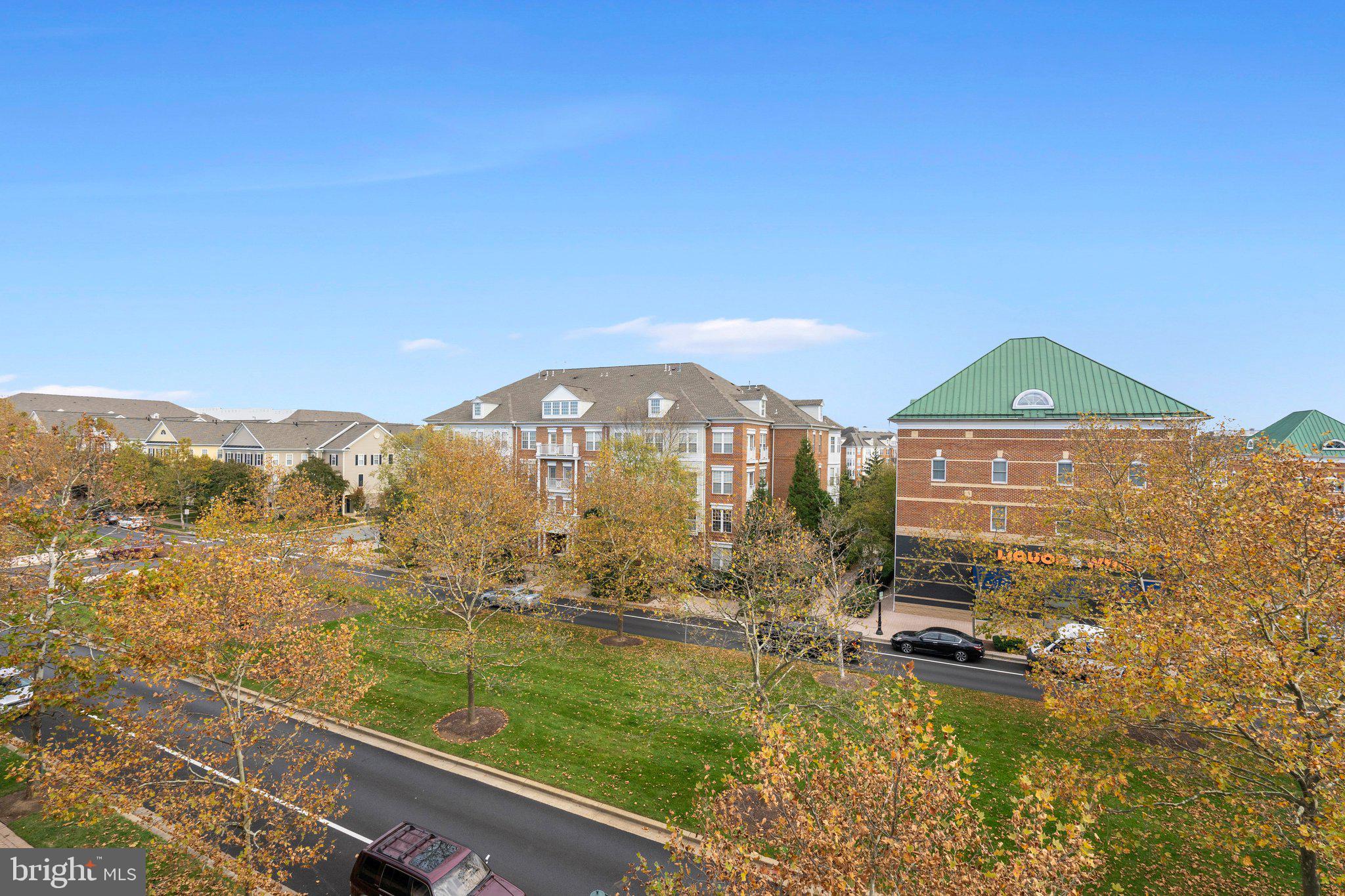 315 King Farm BOULEVARD Unit: 402