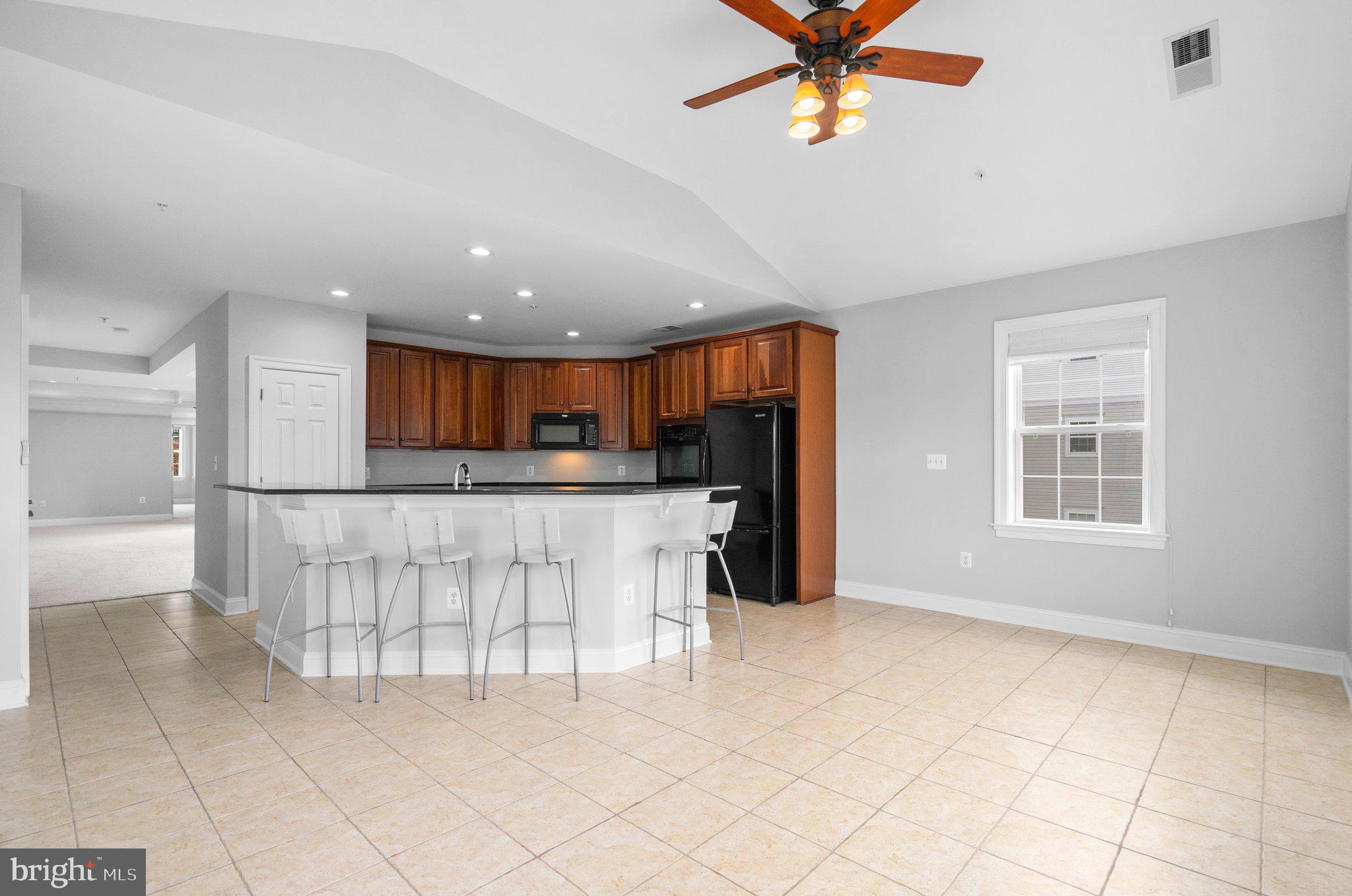 315 King Farm BOULEVARD Unit: 402