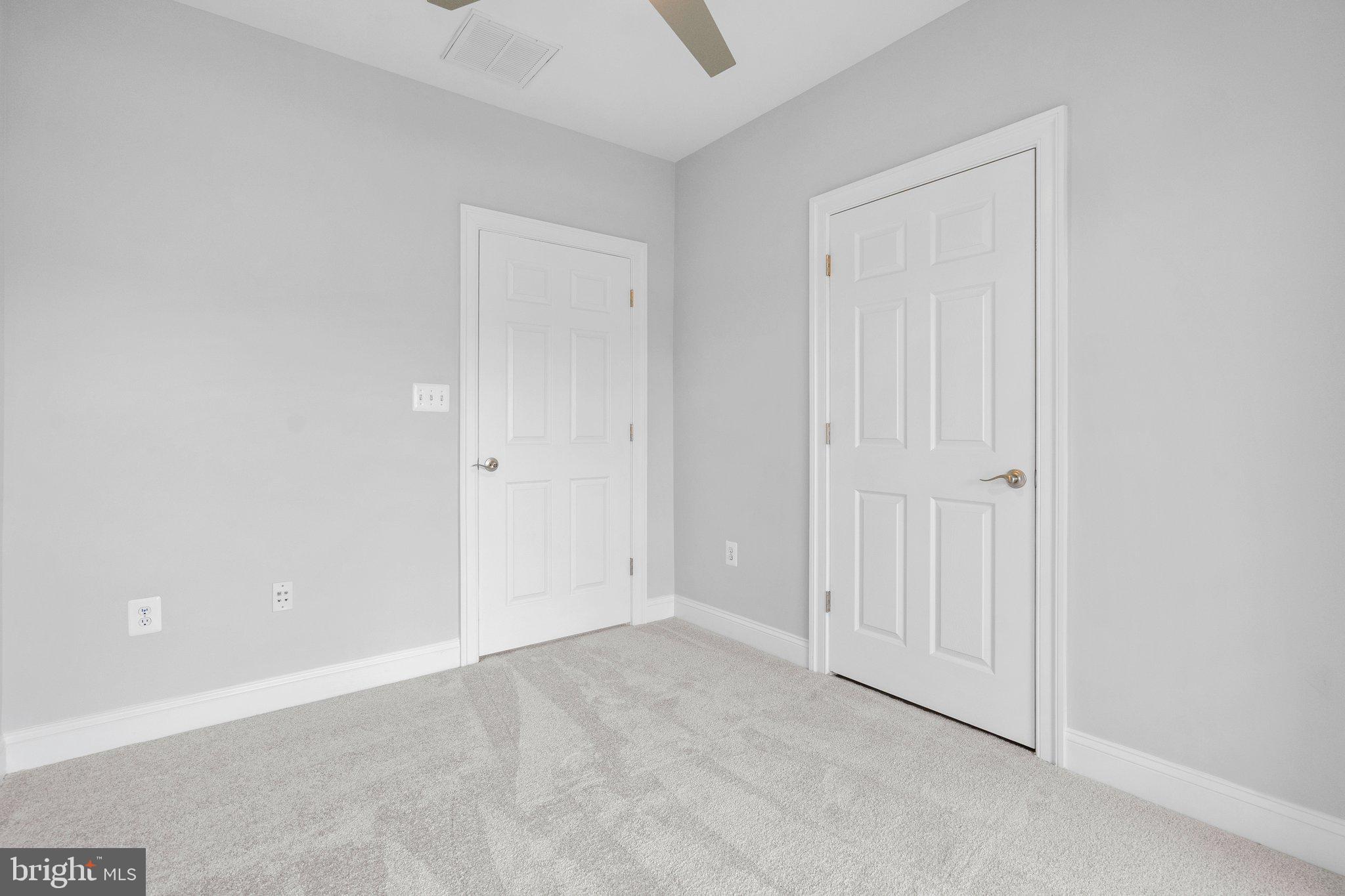 315 King Farm BOULEVARD Unit: 402