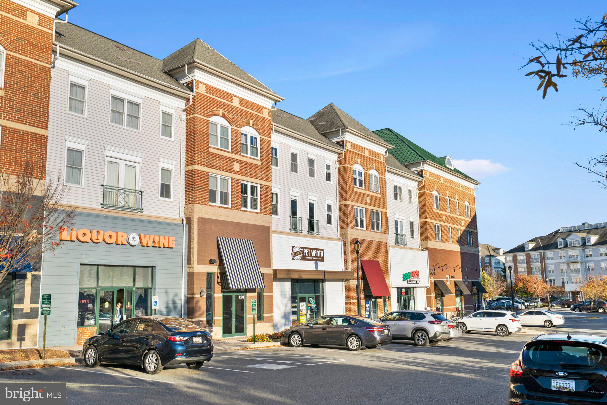 315 King Farm BOULEVARD Unit: 402