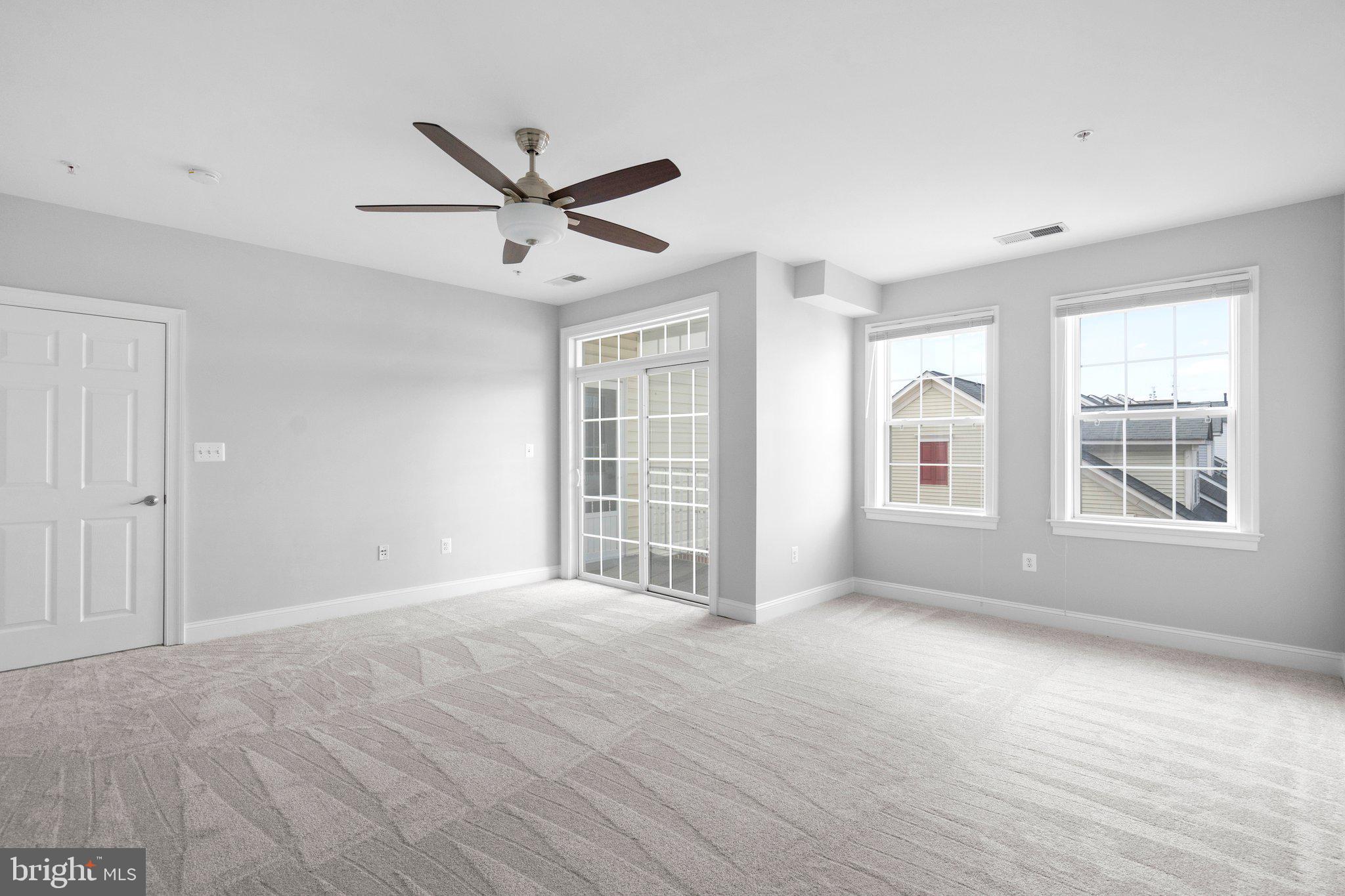 315 King Farm BOULEVARD Unit: 402