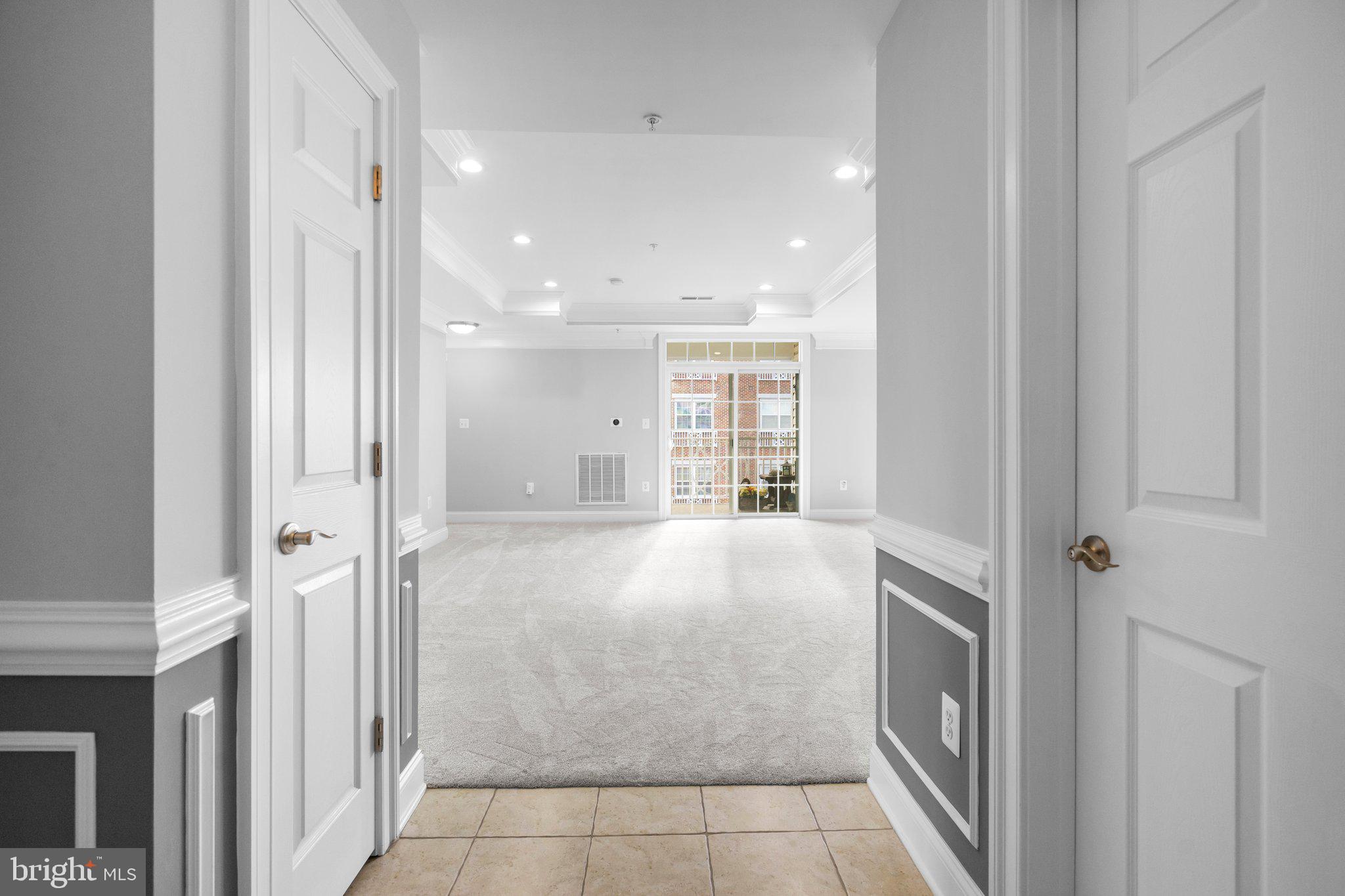 315 King Farm BOULEVARD Unit: 402