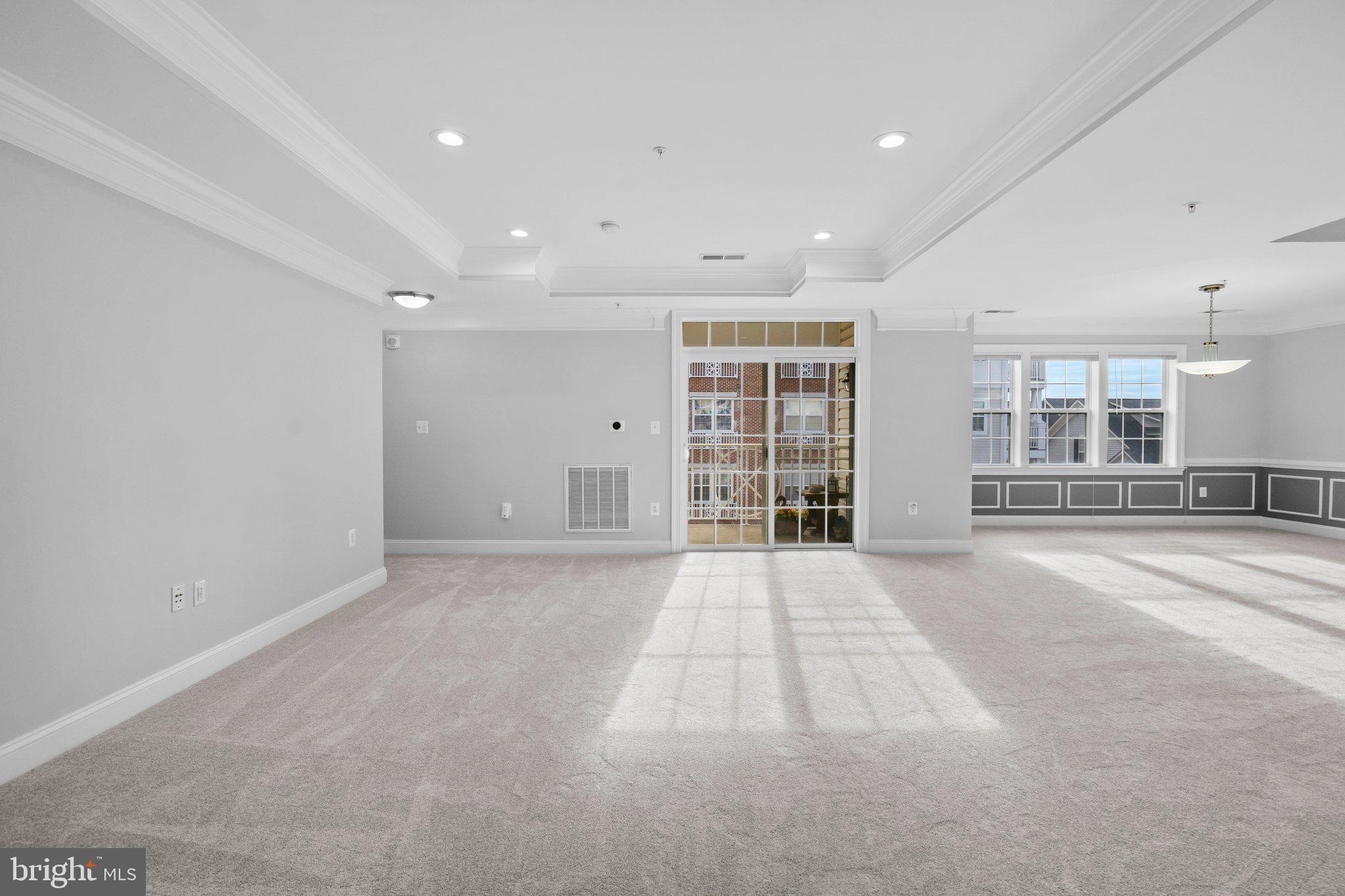 315 King Farm BOULEVARD Unit: 402
