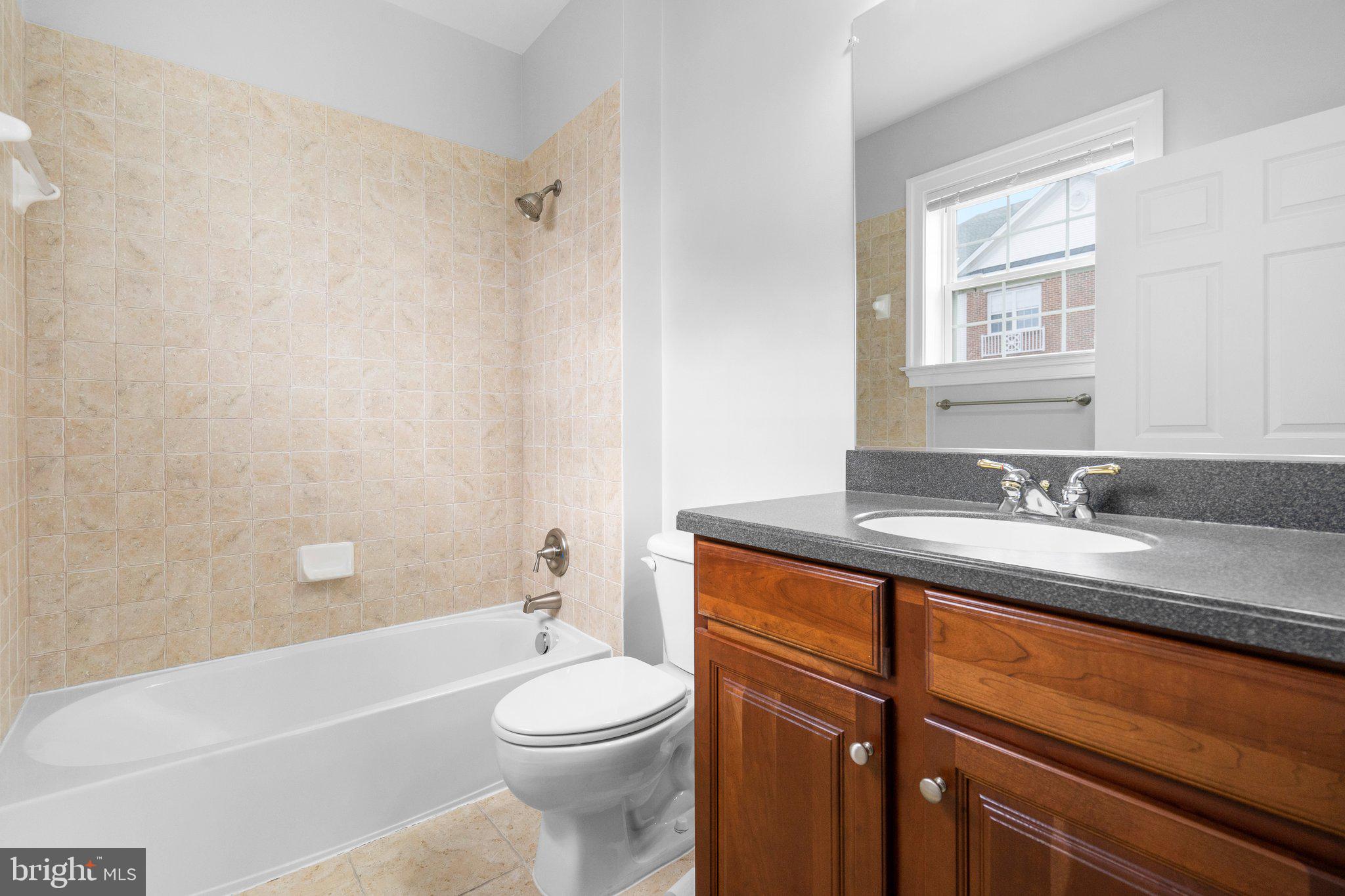 315 King Farm BOULEVARD Unit: 402