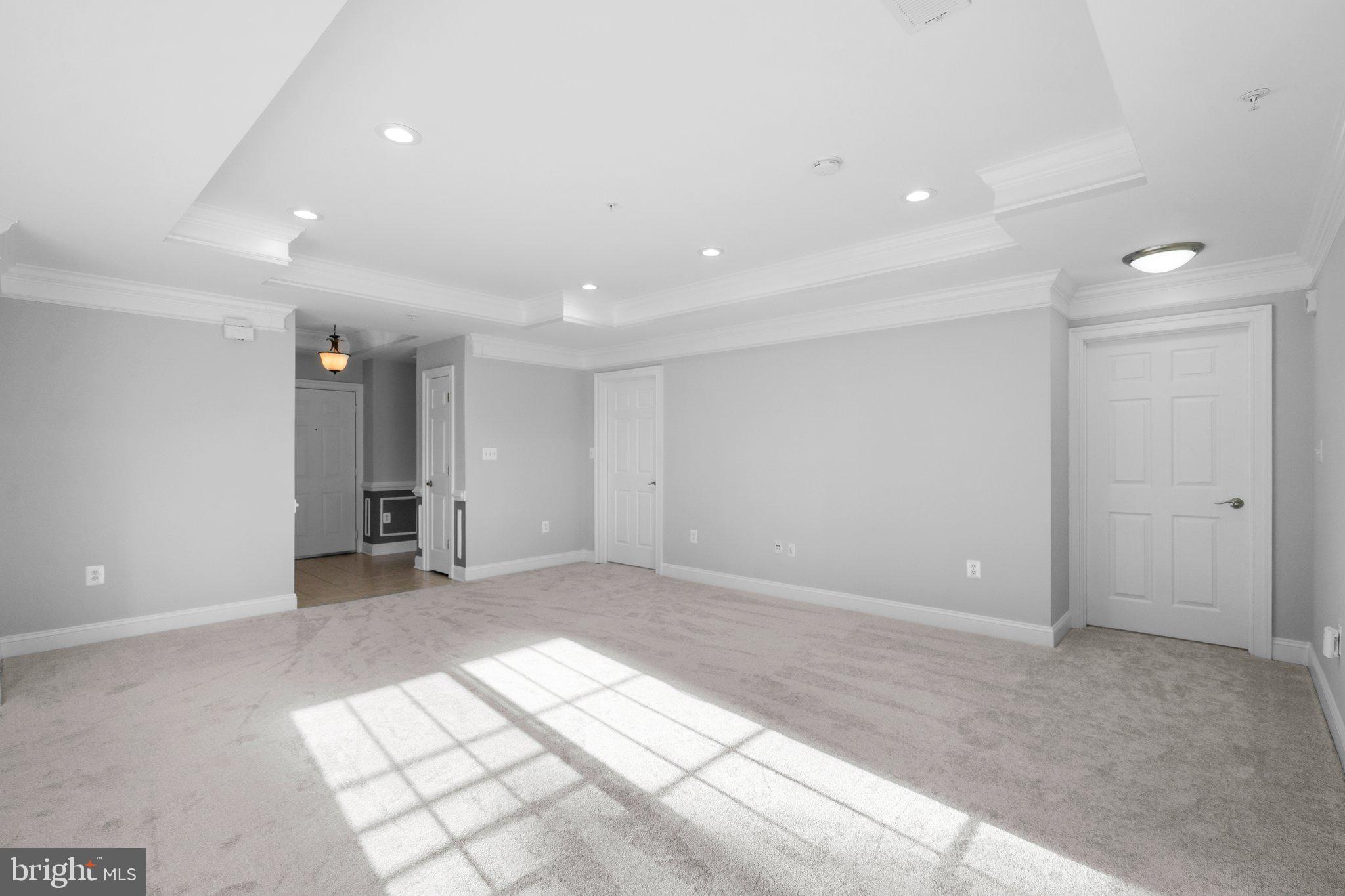 315 King Farm BOULEVARD Unit: 402
