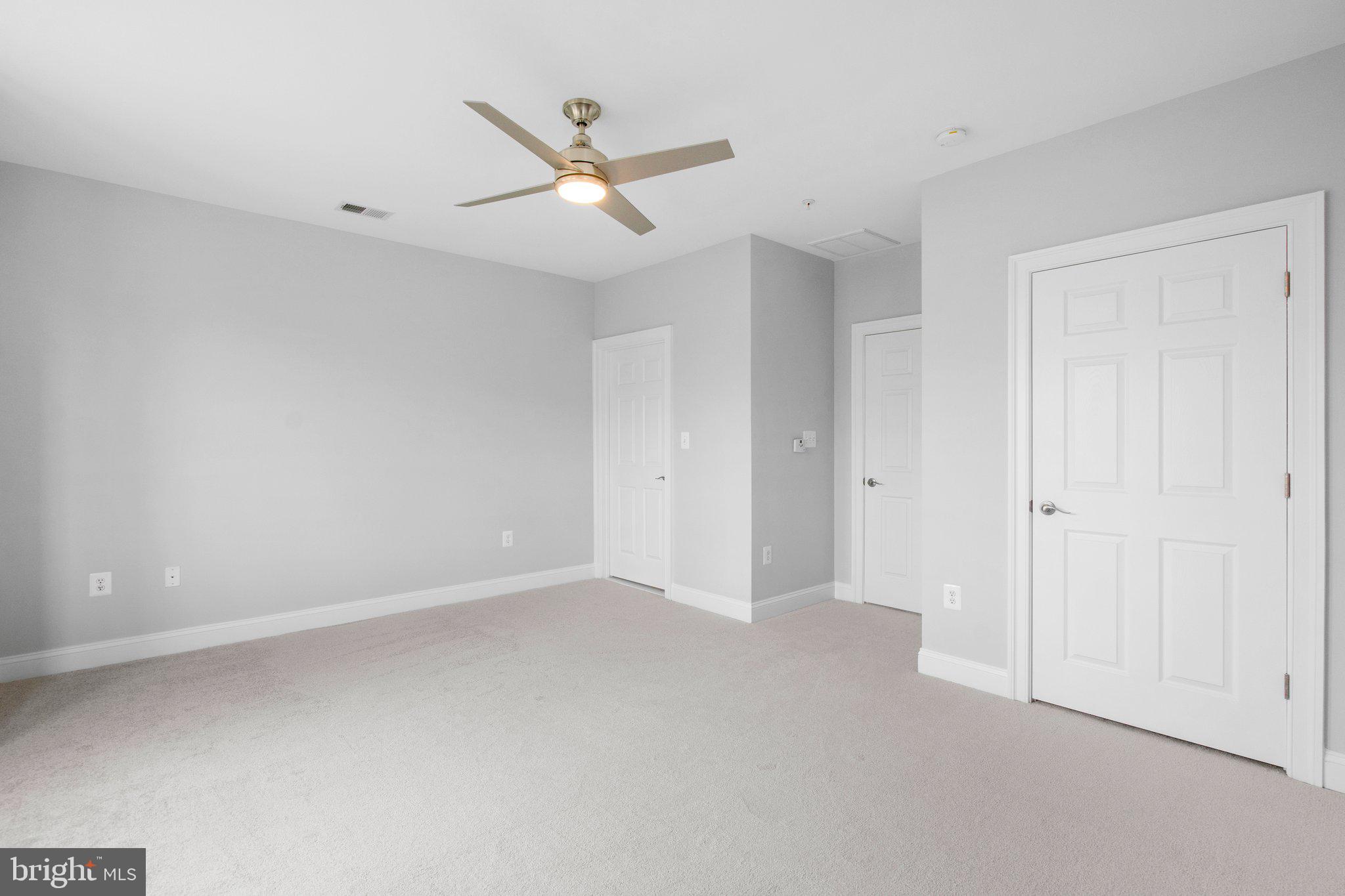 315 King Farm BOULEVARD Unit: 402