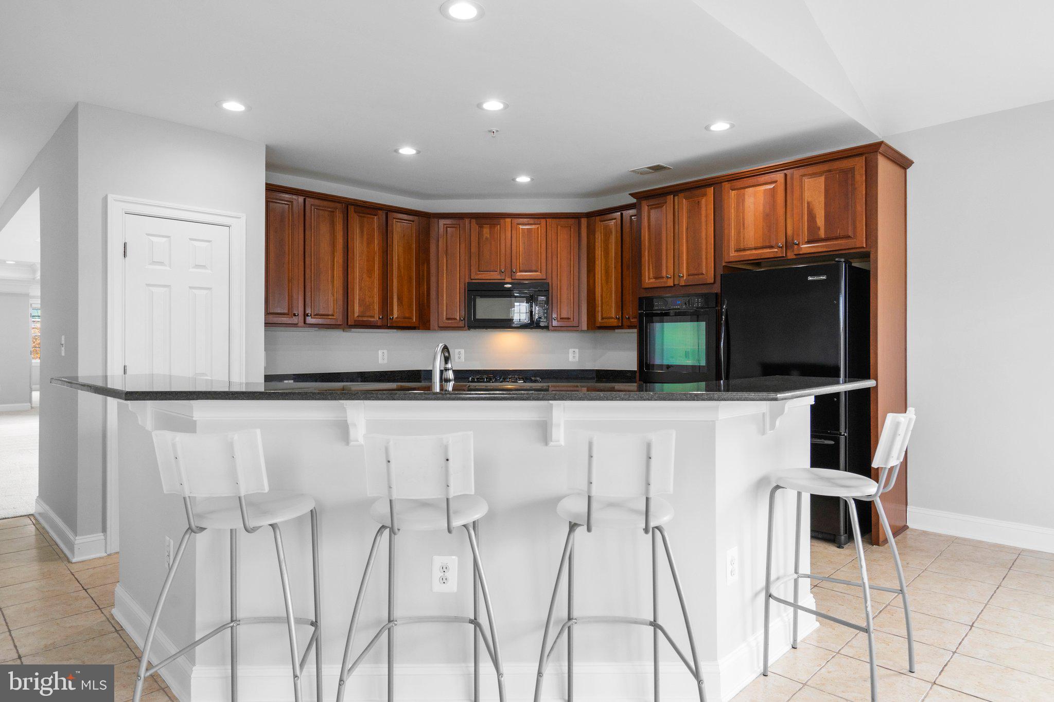 315 King Farm BOULEVARD Unit: 402