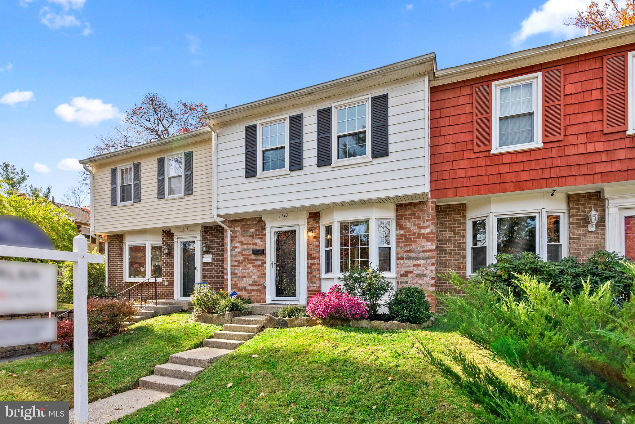 1713 Redgate Farms COURT
