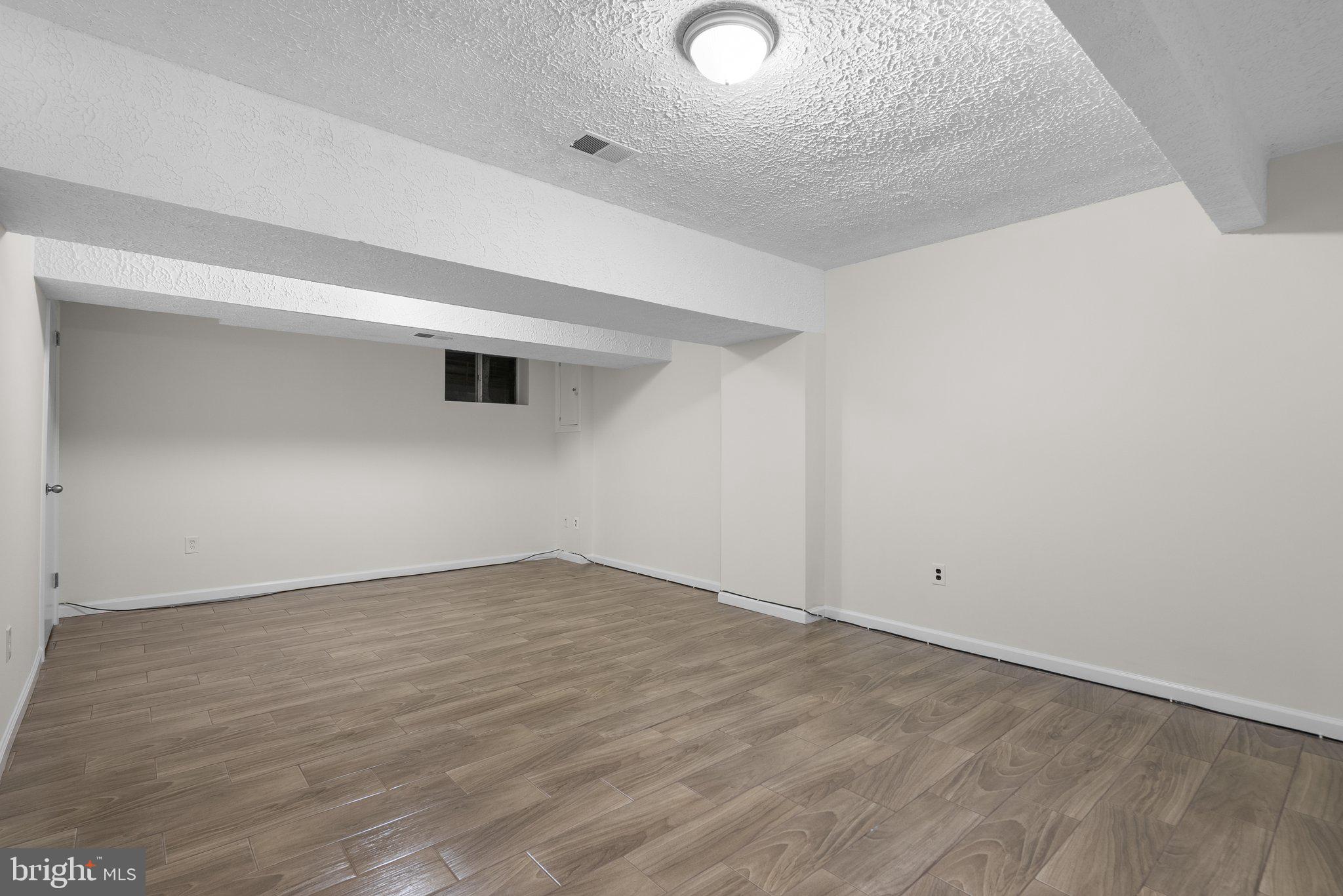 1713 Redgate Farms COURT